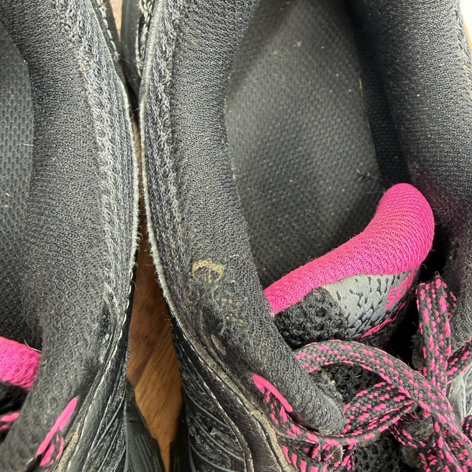 Size 11 – Saucony Grid Eclipse TR 3 Black/ Pink Women’s Running Sneakers