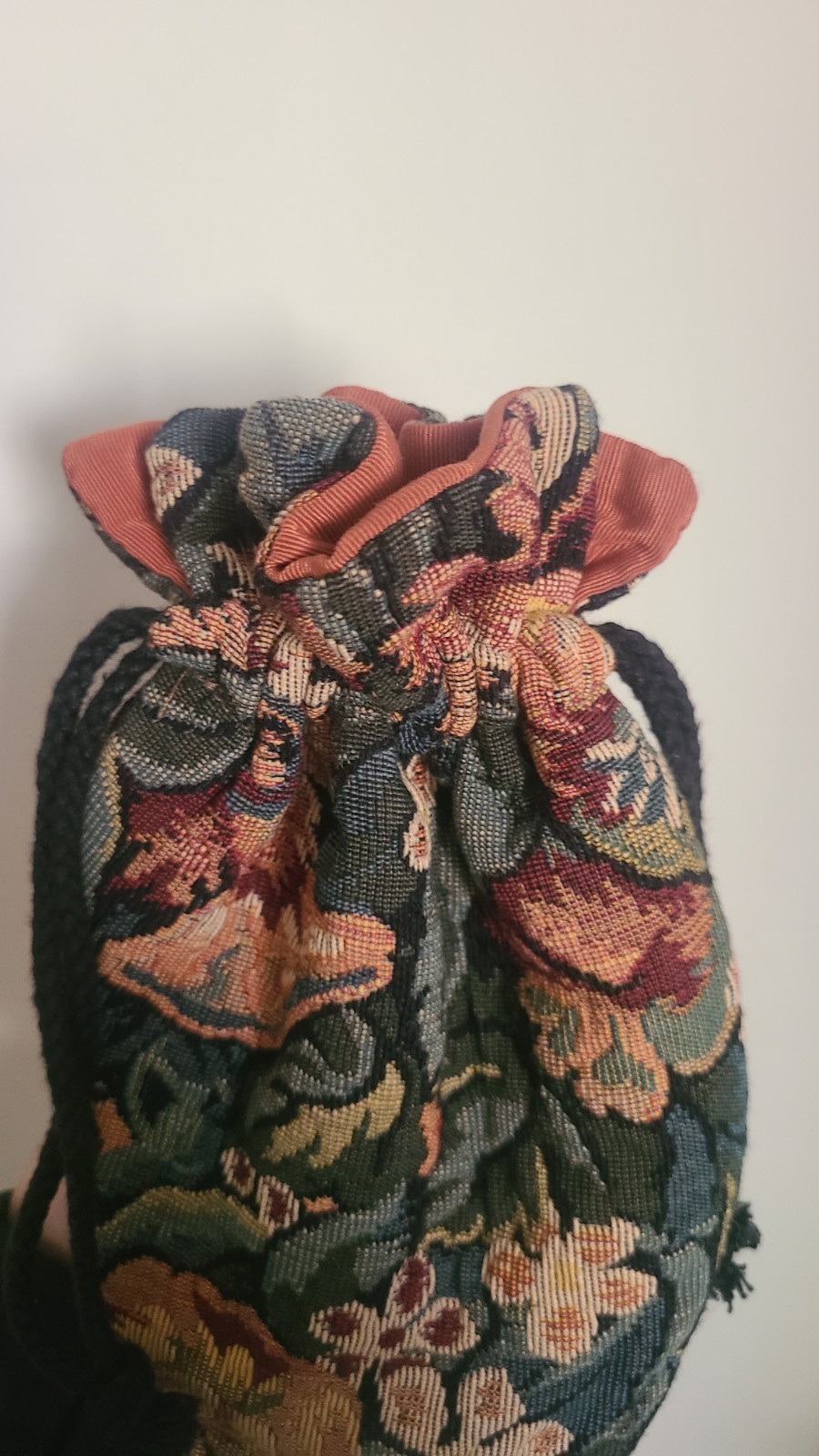 80s Vintage Pattern Floral Travel Small Bag Unisex