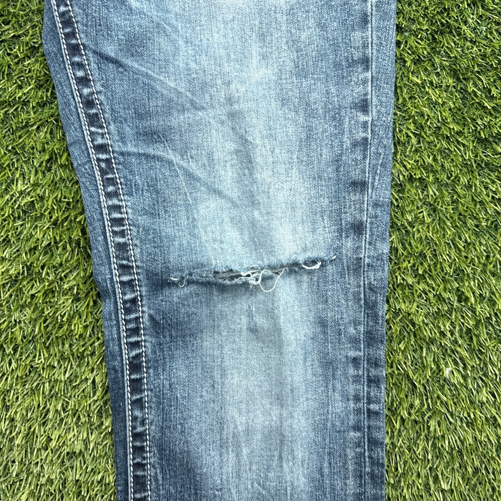 Salvage Havoc Slim Straight Jeans Mens 31×32 32R Blue Denim Distressed