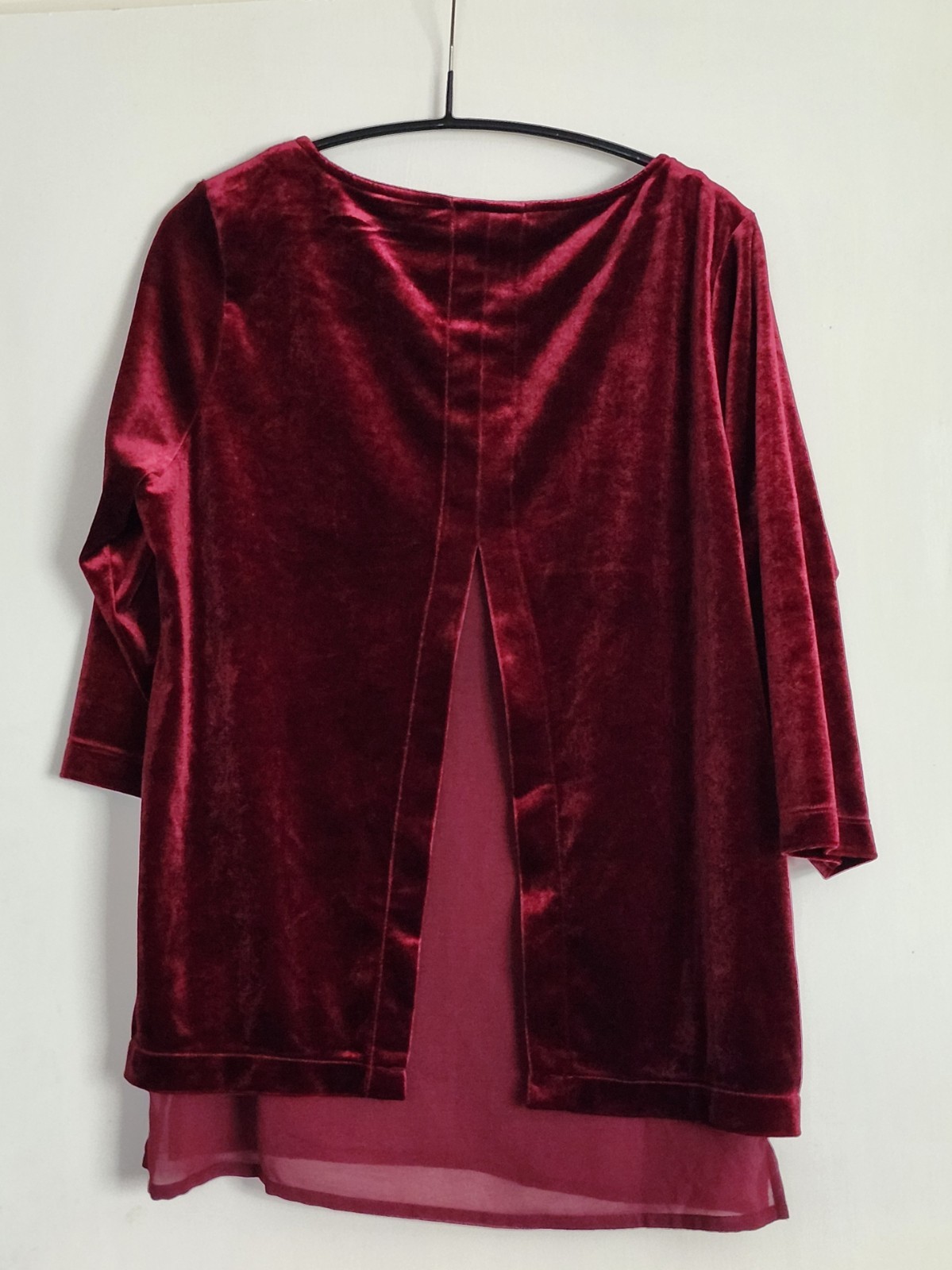 Cotton Traders Women’s Velvet Deep Red Top 3/4 Sleeve Size 12