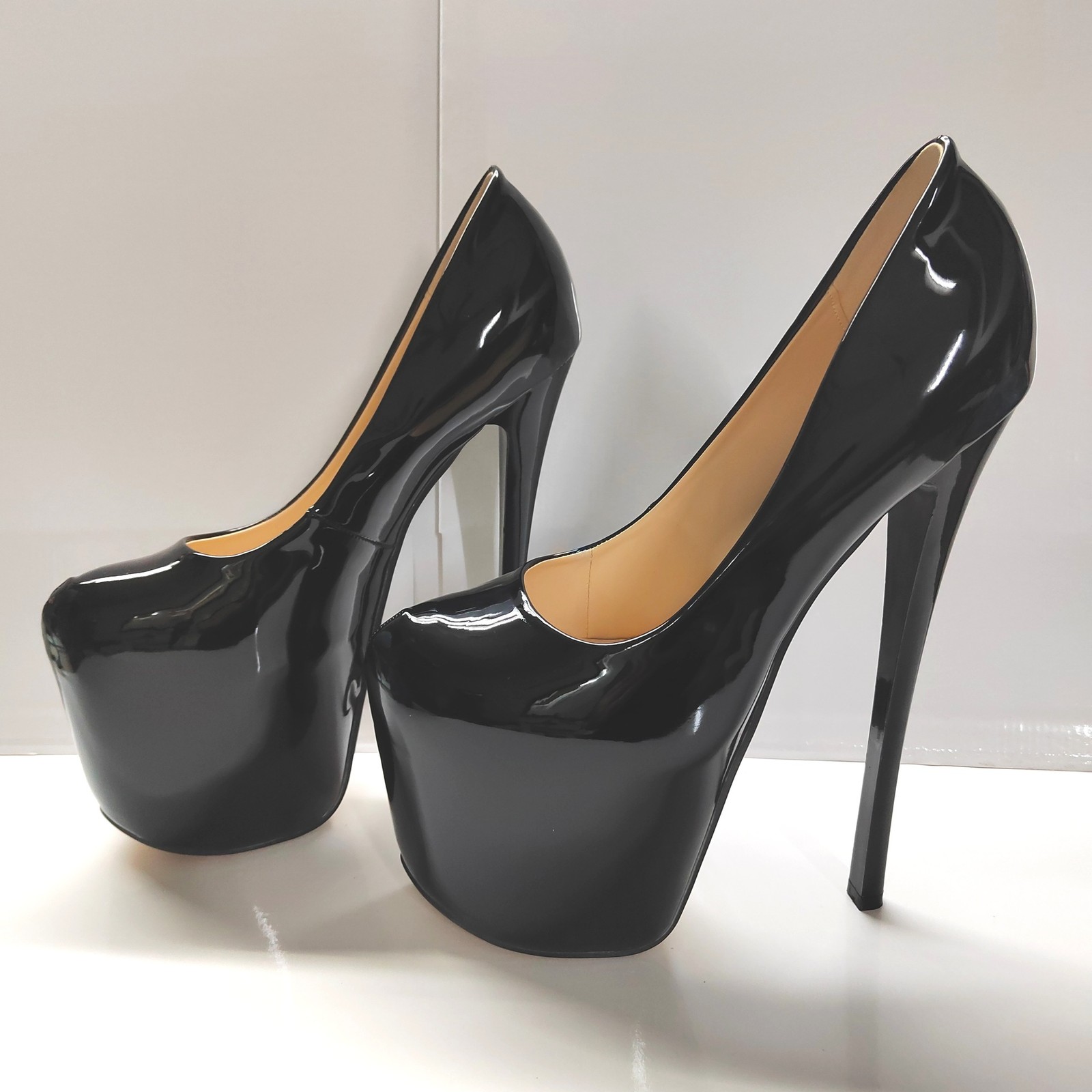 19cm Super High Stiletto Heel Platform Patent Leather Women Pumps Nightclub Sexy