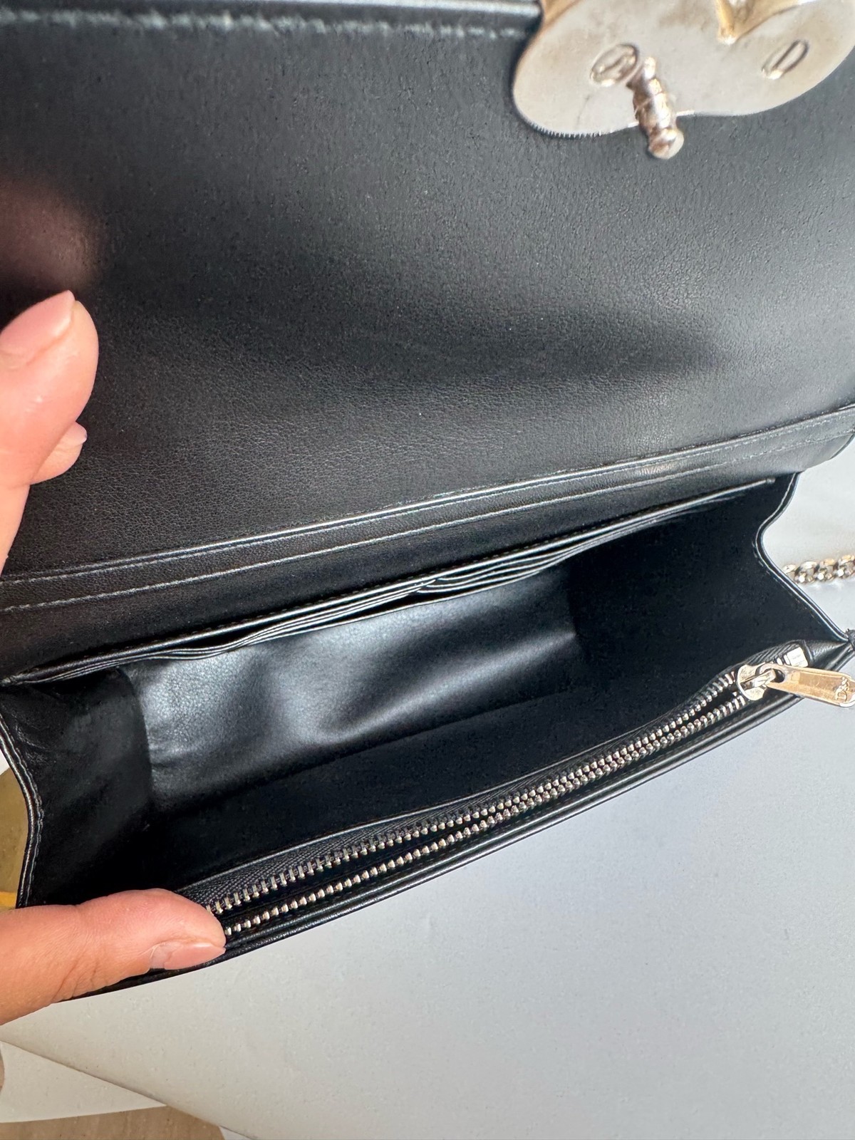 Dior Pre-Owned Authentic Chain Bag Black 21×13×6cm Silver