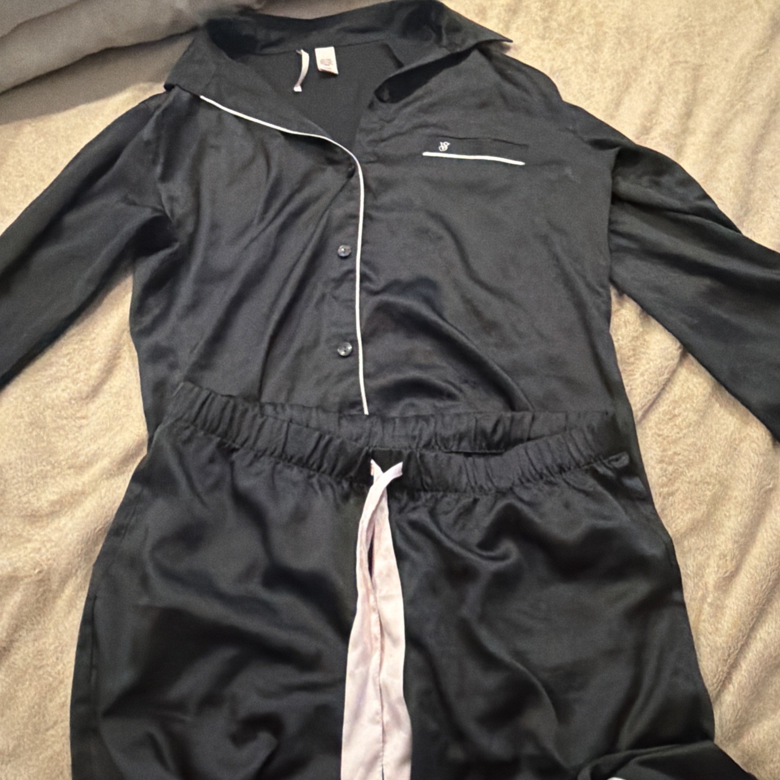 Victoria’s Secret Women’s Small Black 2 Piece Pajama Set Long Sleeve Button Up