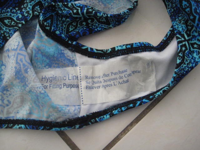 Aliana Shades of Blue Geometric One Piece Swimsuit Size 16 NWT