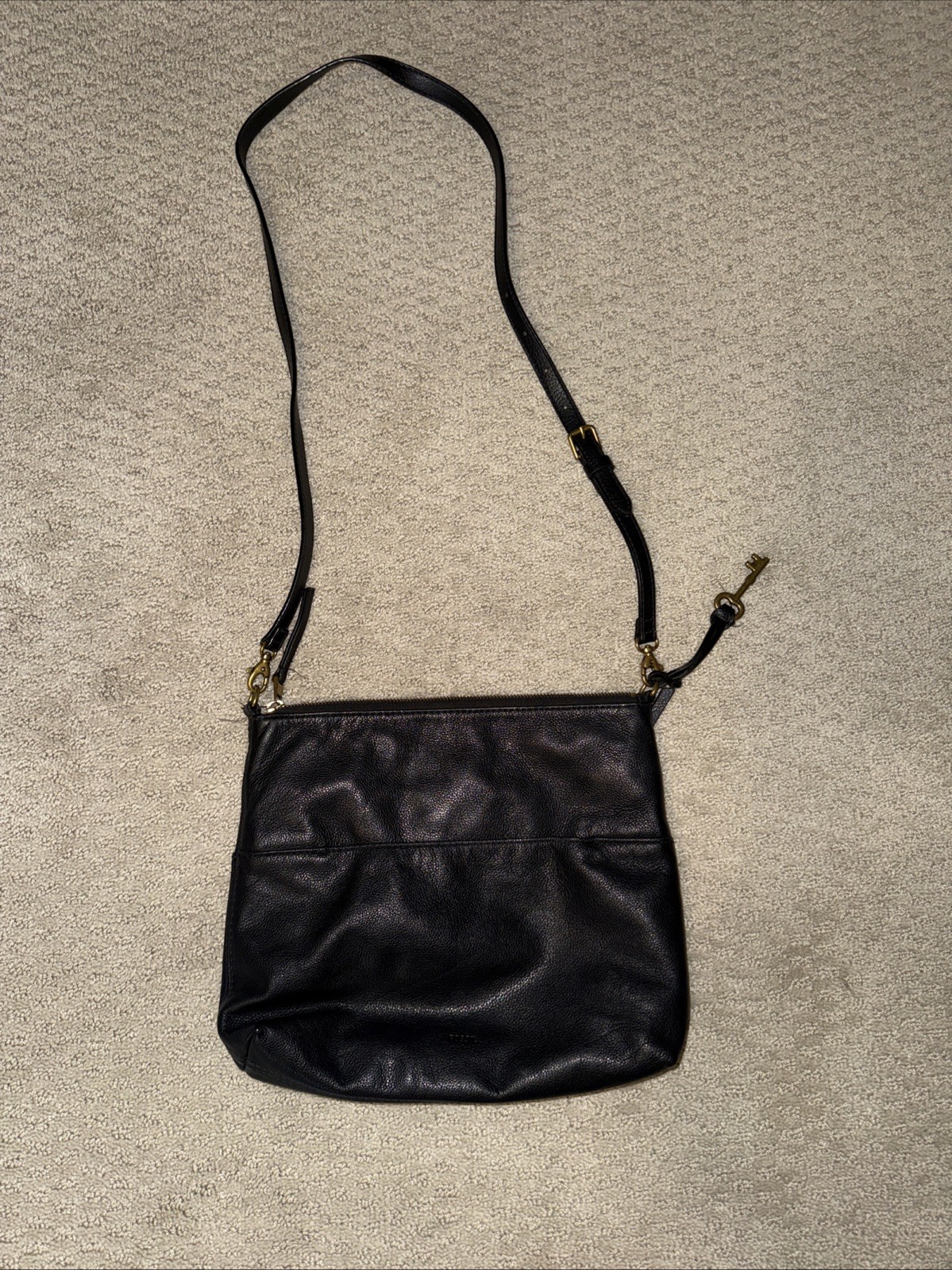 Fossil Crossbody Bag in Black Leather Excellent Condition