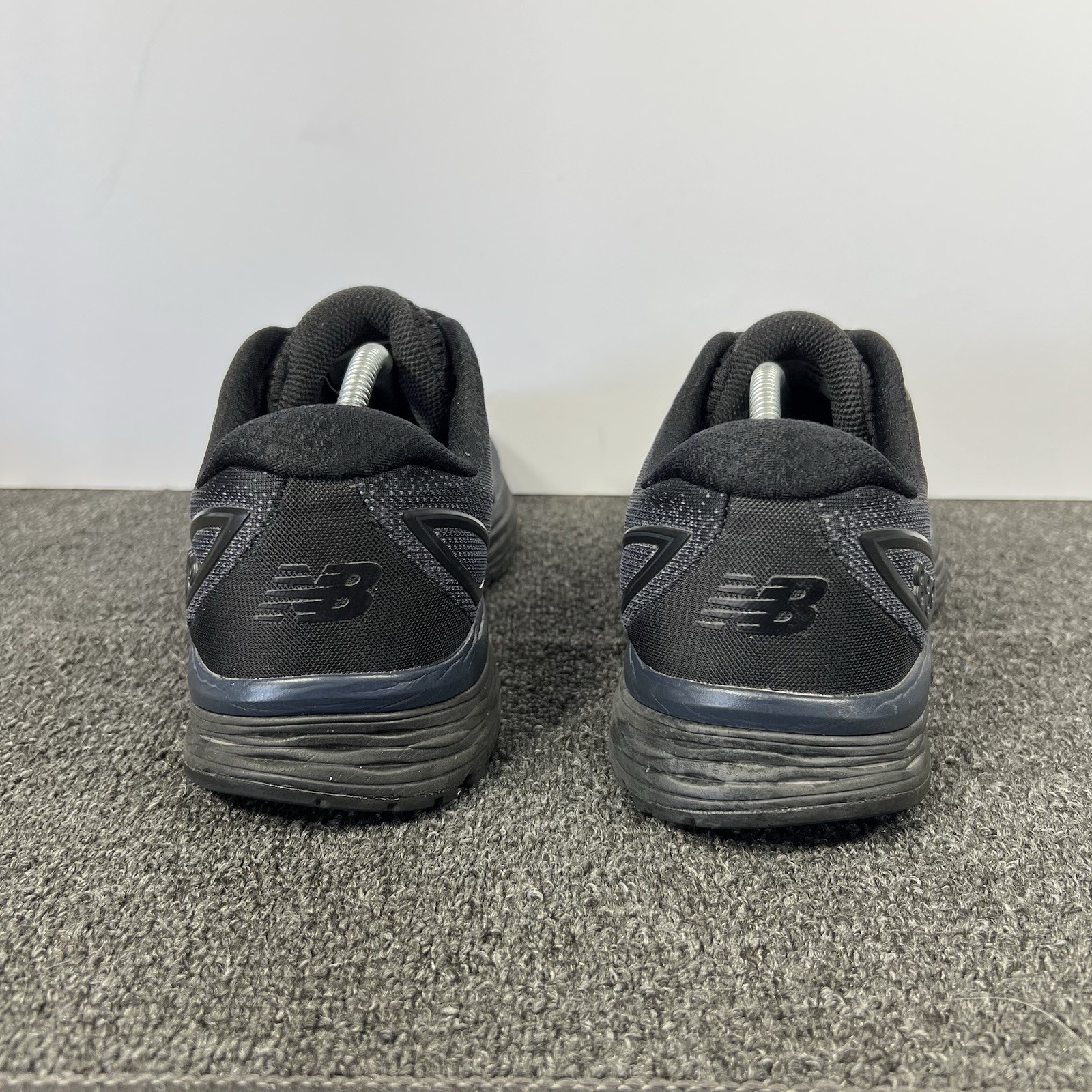 New Balance 880 v9 Running Shoes Size 13 D Men’s M880TB9 Triple Black Sneakers