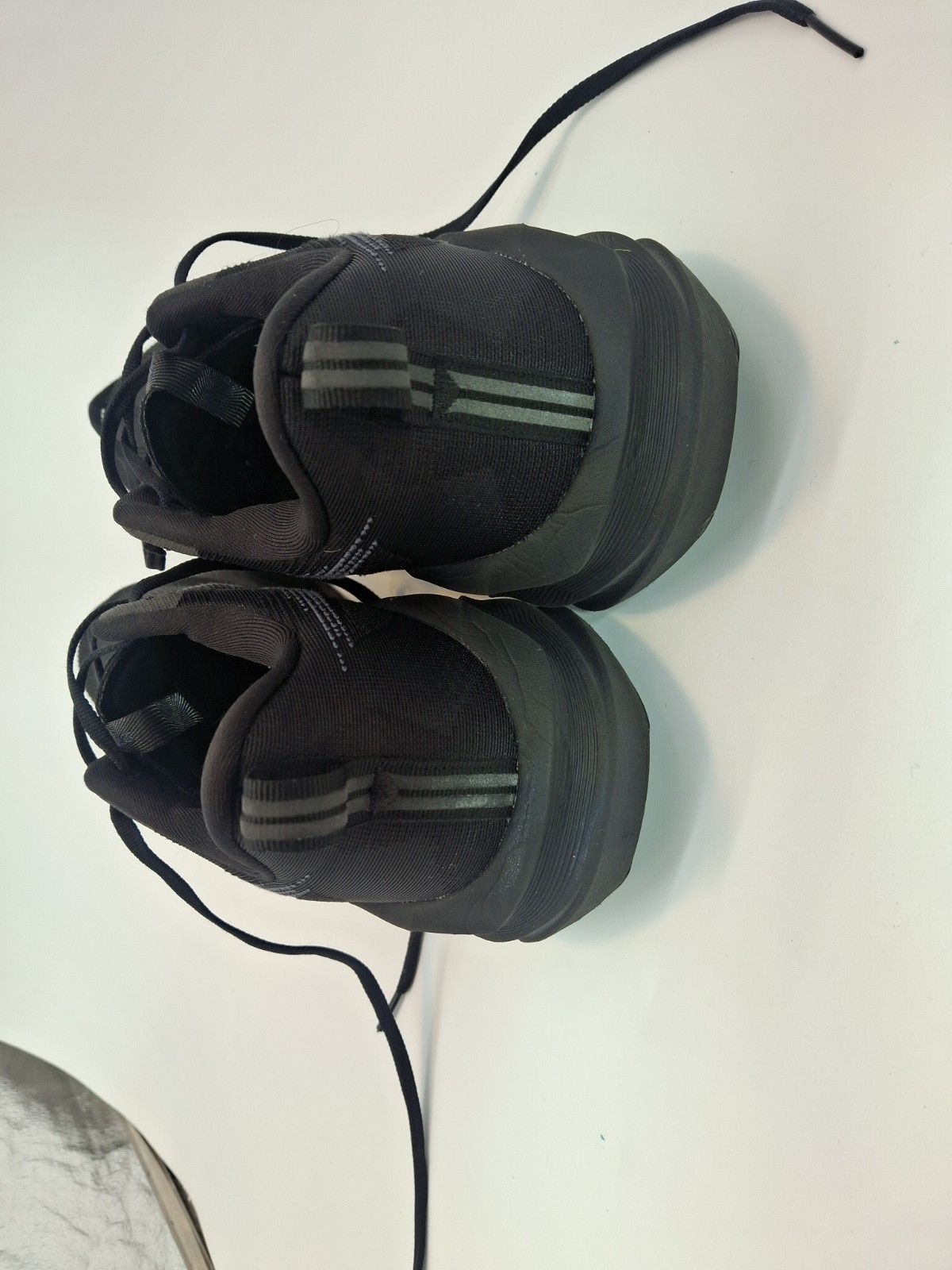 Men Asics Novablast 5 Black Shoe Size 11 1011b974