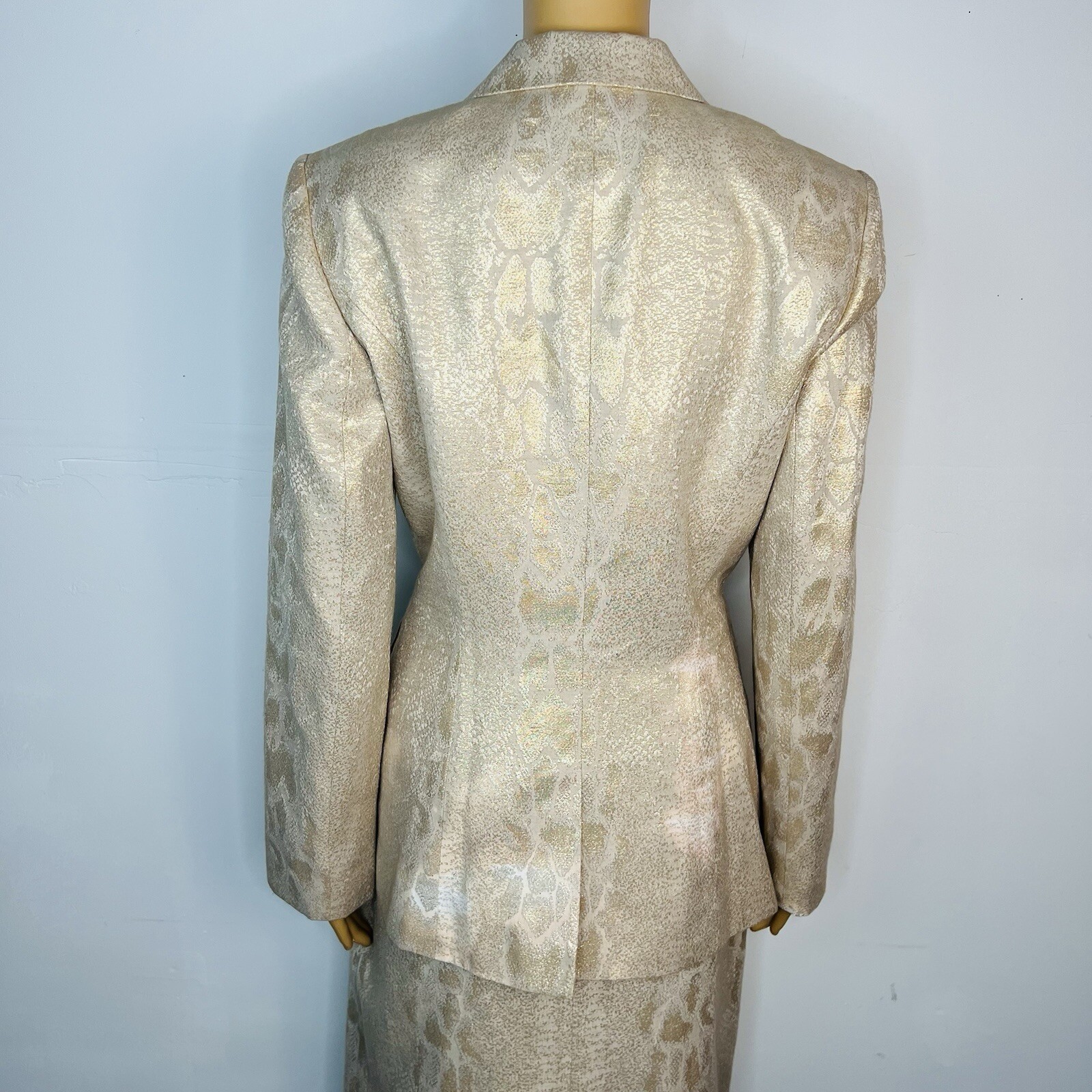 John Meyer Polyester Rayon Metallic Skirt Suit Size 10 Gold Floral Cocktail New