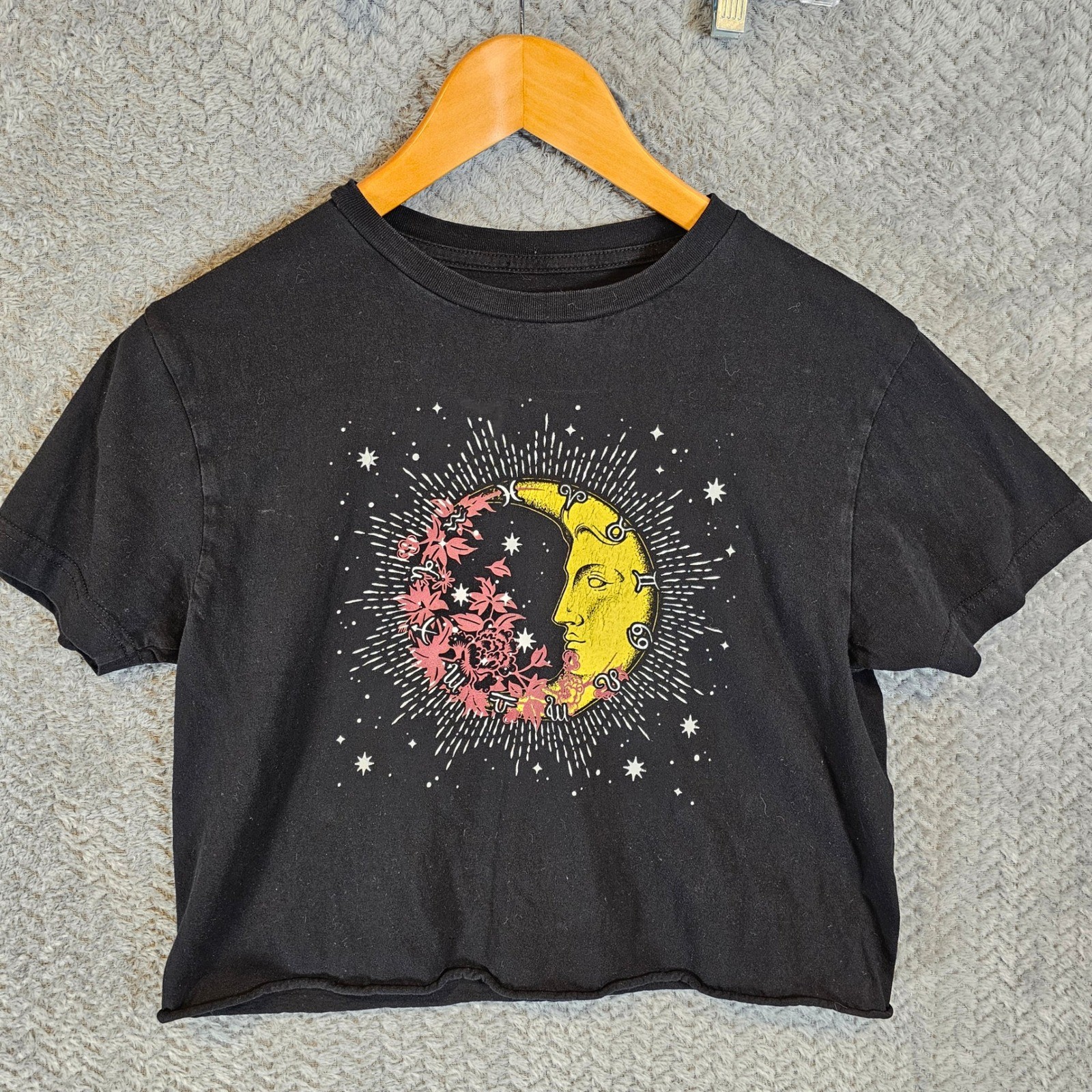 Obsessive Love Womens Celestial Moon Graphic Crop Top Black Cotton Size M 1014