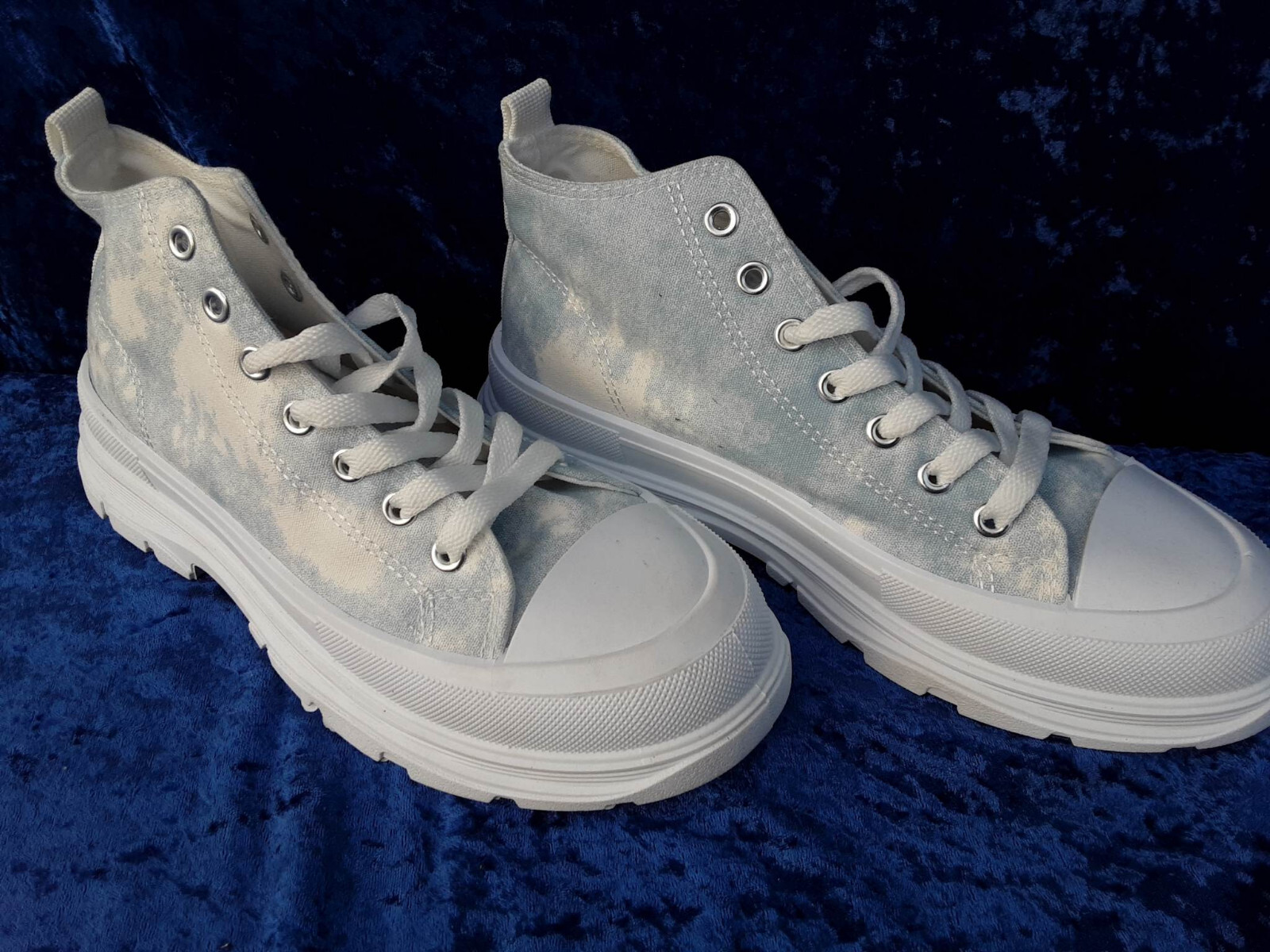 Top Price casual shoe, everyday shoe, sports shoe, sizes: 36,37,38,39,40,41, NEW