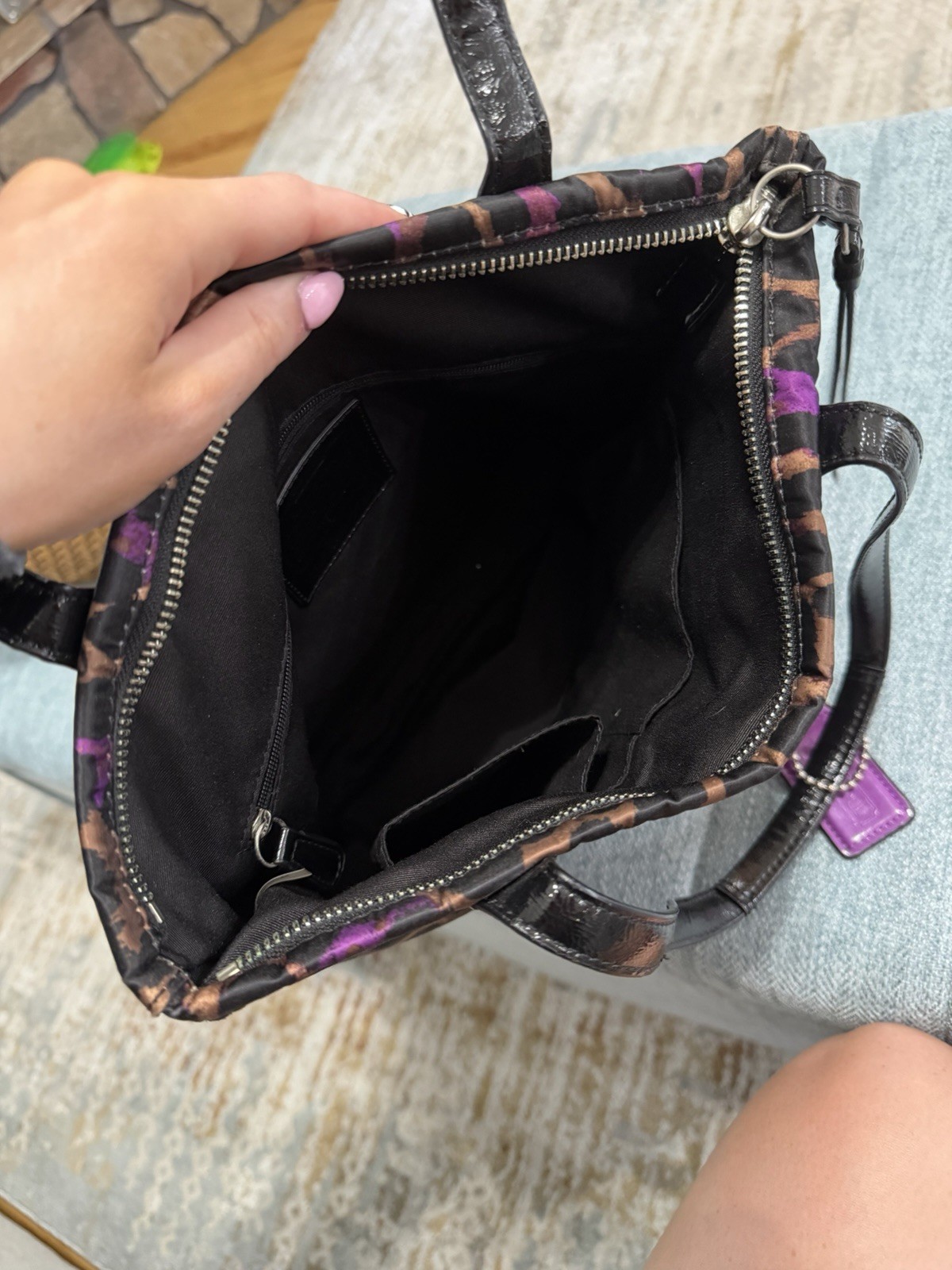 Coach Signature Ocelot Leopard Print Tote F25282 – Black/Purple/Brown Sateen