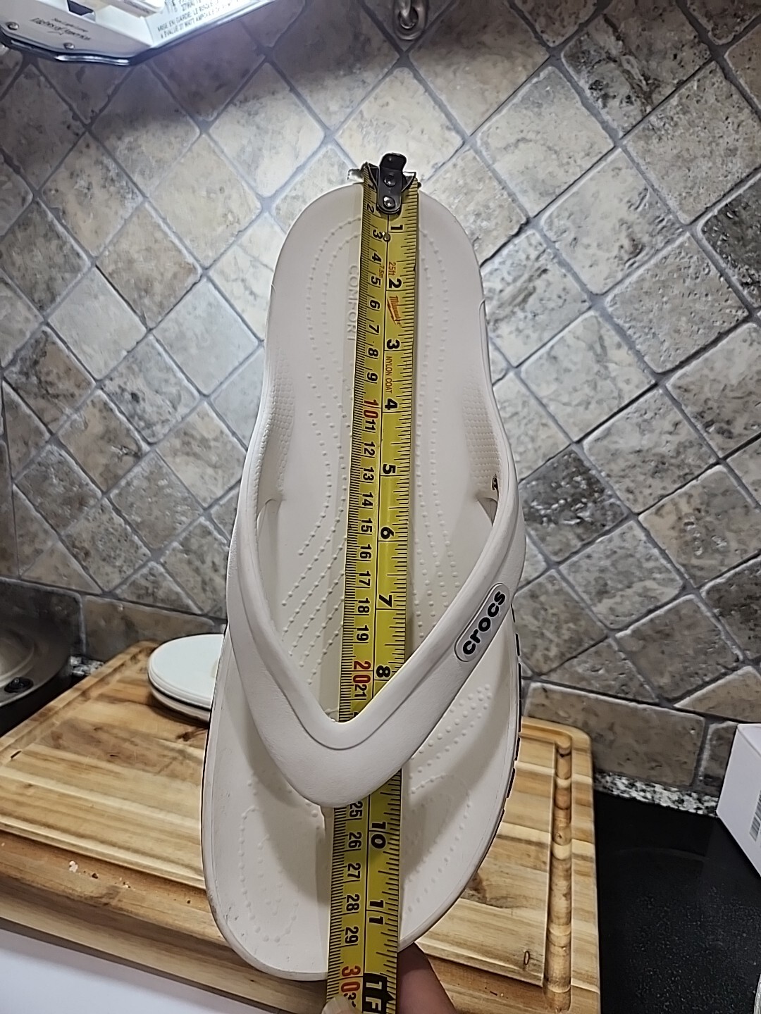 Crocs White Bayaband Flip Flops Sandals – Men’s Thong Style Size 11