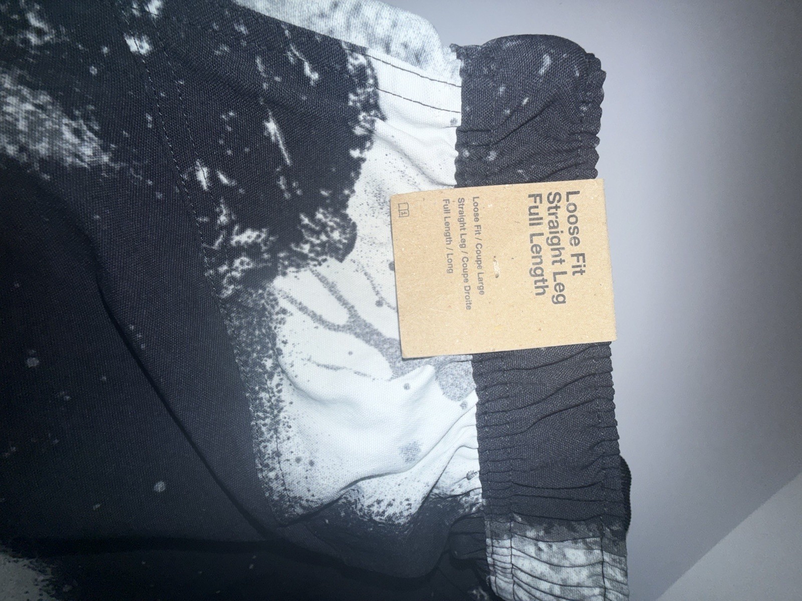 Nike ACG Cargo Pants Men’s Large Black White Spray Print Belted UPF 40+ Hiking