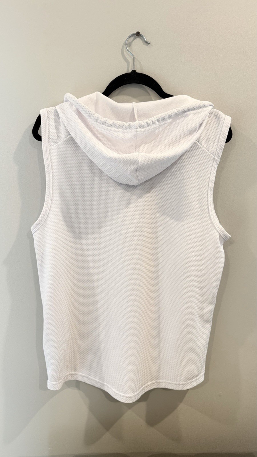 GUESS Men’s S White Sleeveless Pullover Mesh Hoodie Logo Drawstring