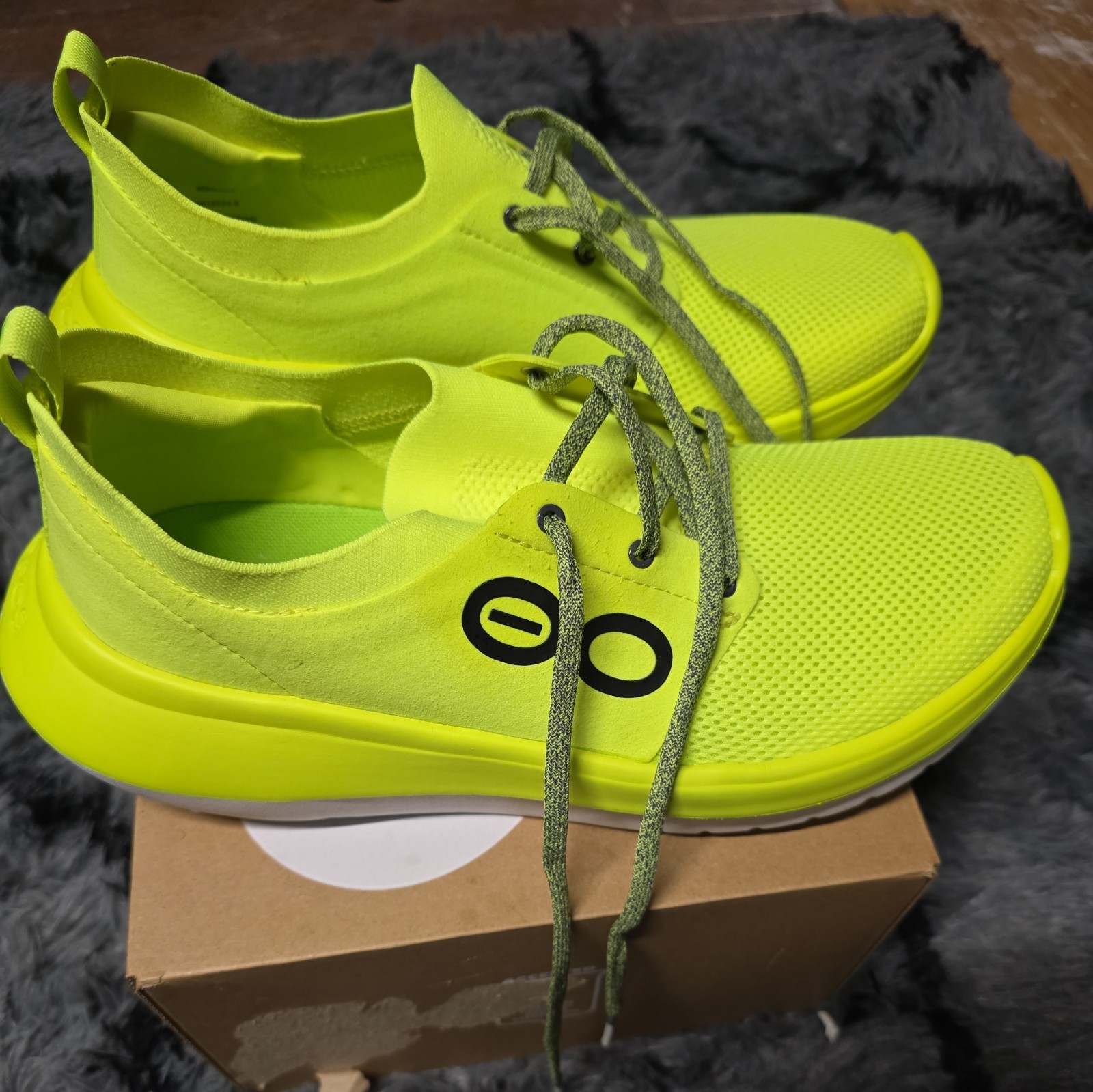 OOFOS Oomy Stride Electro