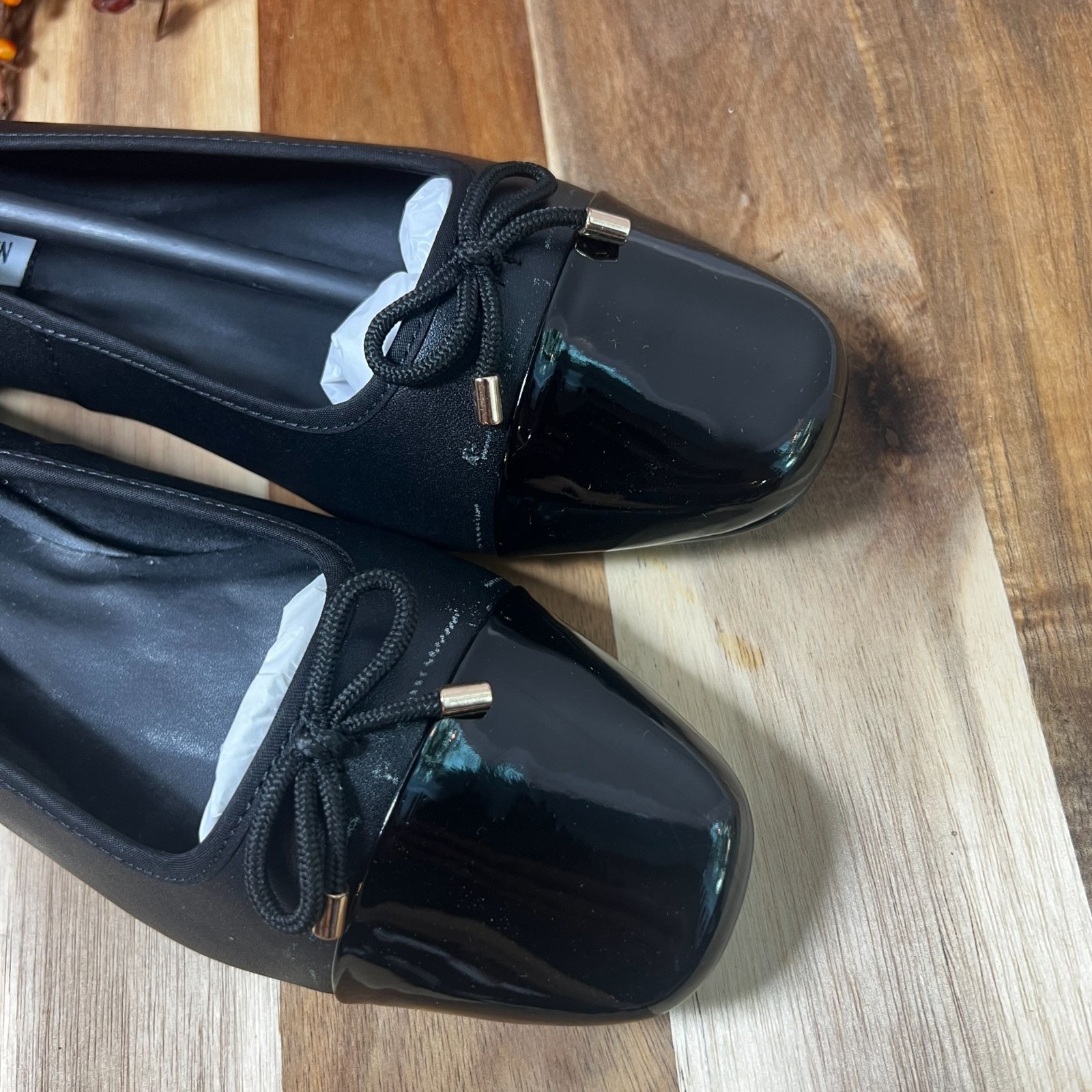 Steve Madden Celsius Solid Flat Women’s 10 Black Slip On Closure Bow Detail
