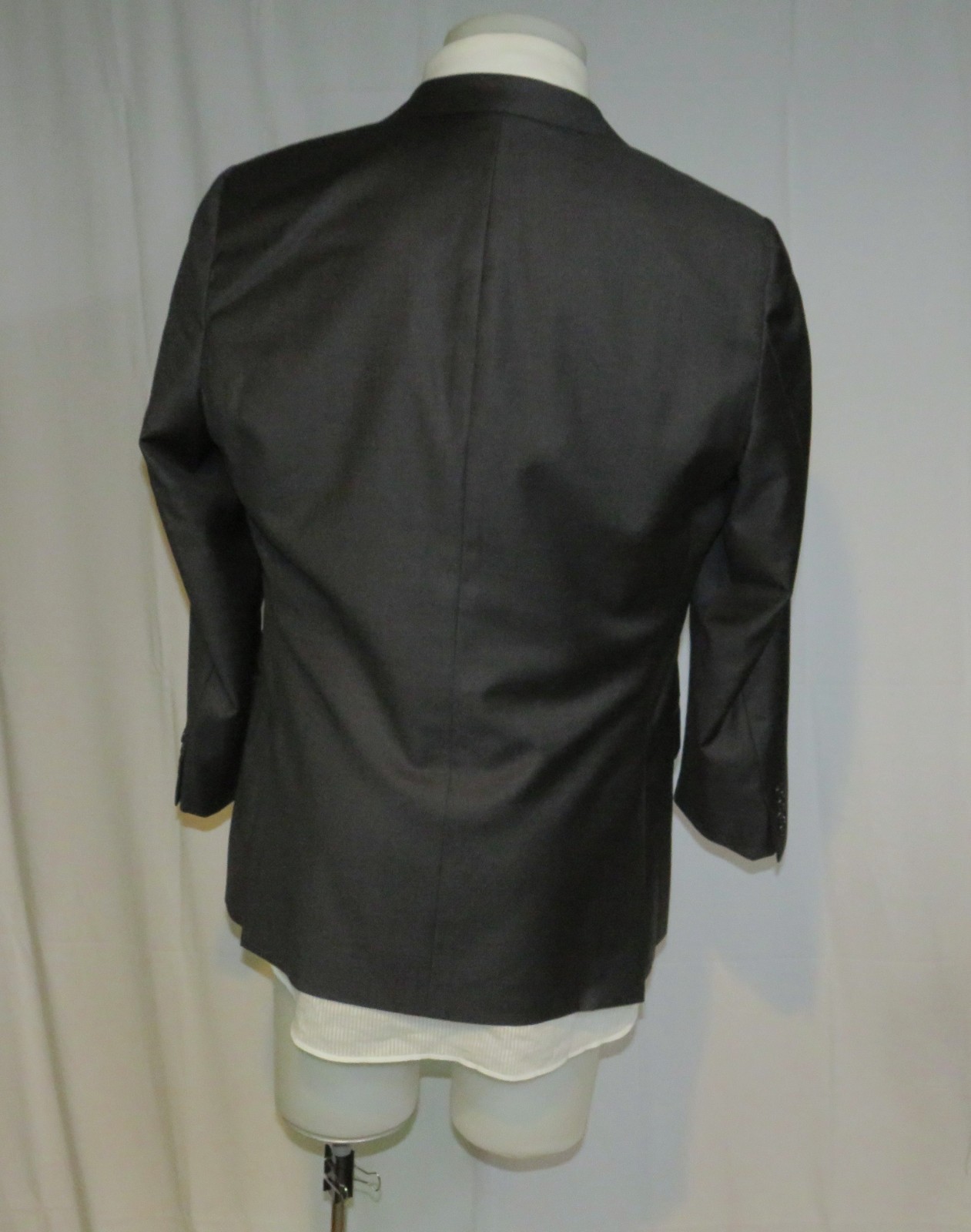 Hickey Freeman Beacon Loro Piana 150 Yellow Label Solid Charcoal Suit Jacket 40R