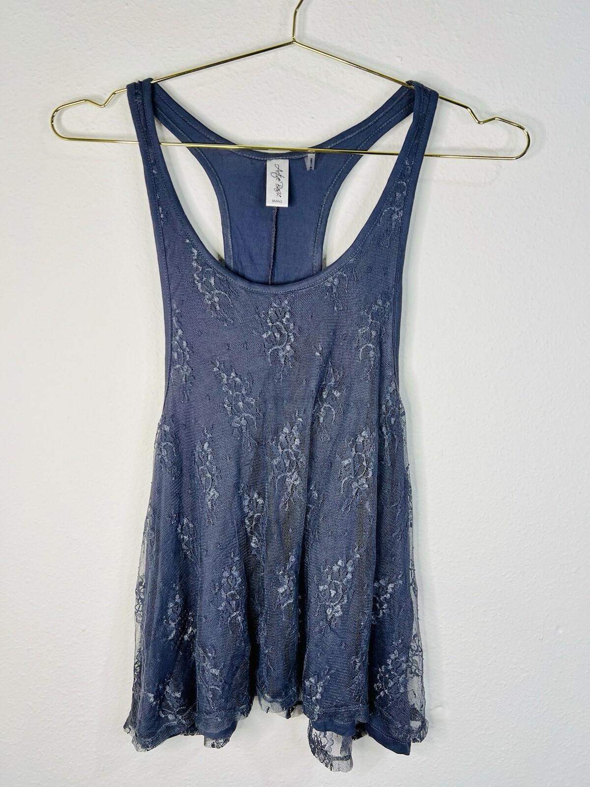 Active Basic Women’s Gray Lace Racerback Tank Top Small Flowy Boho Chic