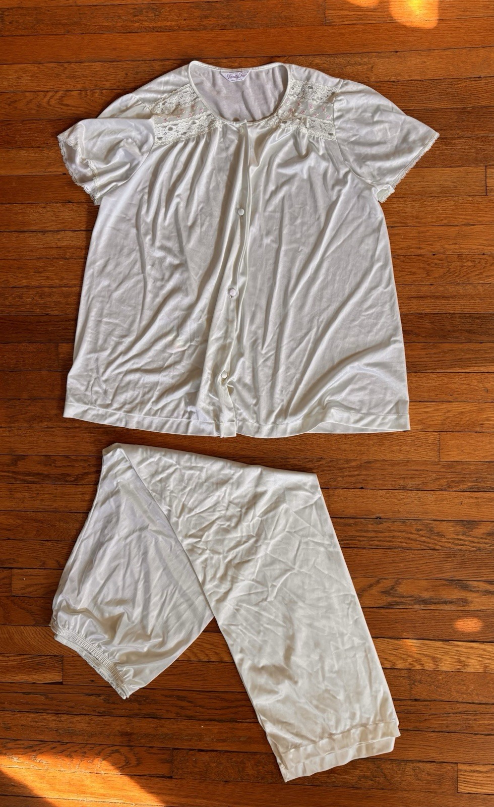Bundle Of Five Vintage Vanity 2pc Night Sets Size Small Blues And Cream