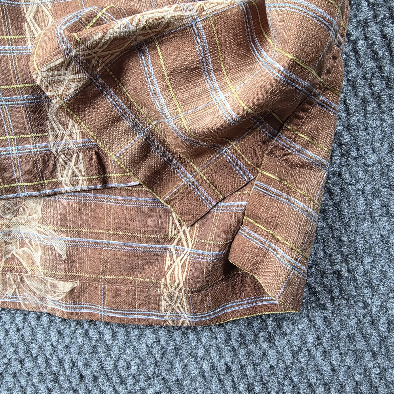 Vintage Tommy Bahama 100% Silk Aloha Shirt Mens XXL Brown Hawaiian Pineapple 90s