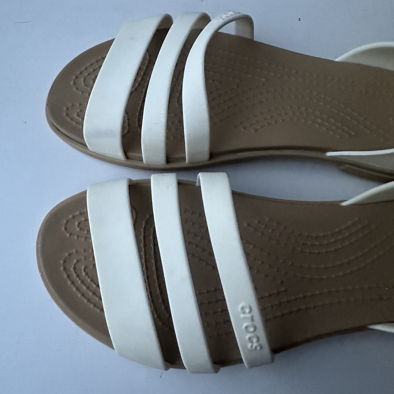 Crocs Sandals Tulum Toe Post Gold Open Flat Casual Travel Beach Slip On Sz:6
