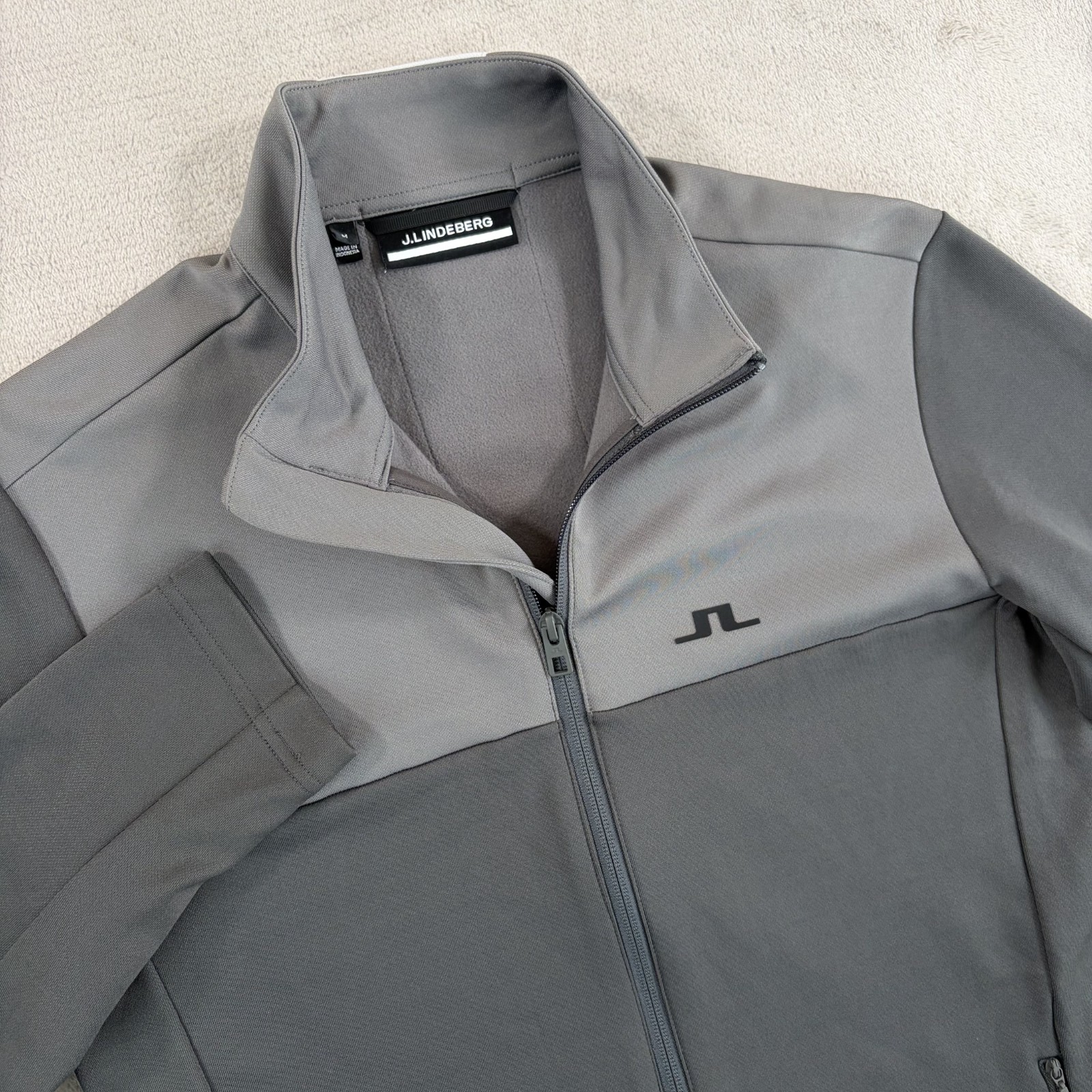 J.Lindeberg Banks Full Zip Mid Layer Golf Jacket in Volcanic Ash Men Medium NWOT