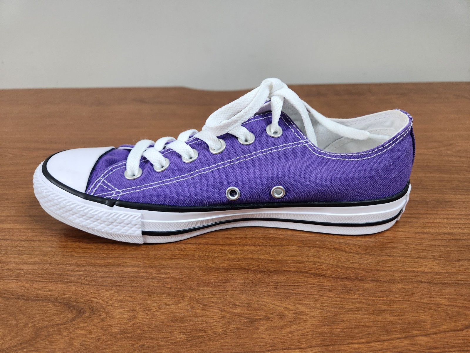 Converse Chuck Taylor All Star Low Electric Purple Shoes 137837F Men 5 Women 7