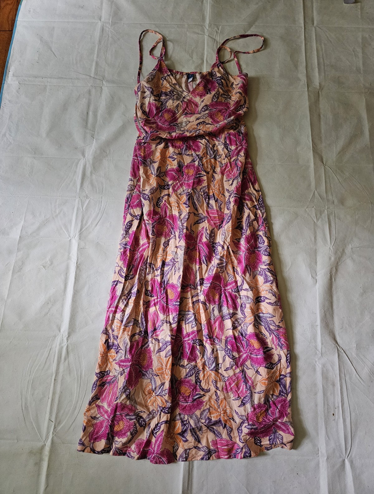 Old Navy Pink Beige Purple Floral Maxi Dress V-Neck Tie Spaghetti Straps S