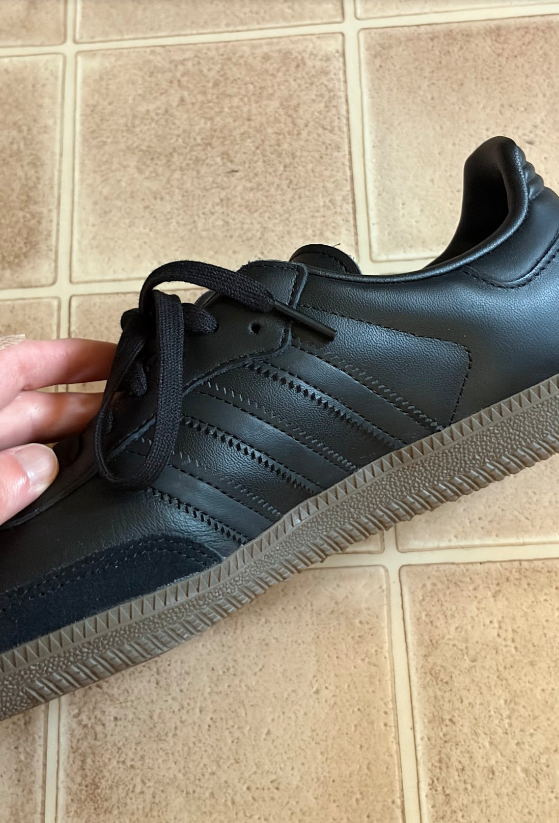 SAMBA OG SHOES Core Black / Core Black / Gum, M 7 / W 8