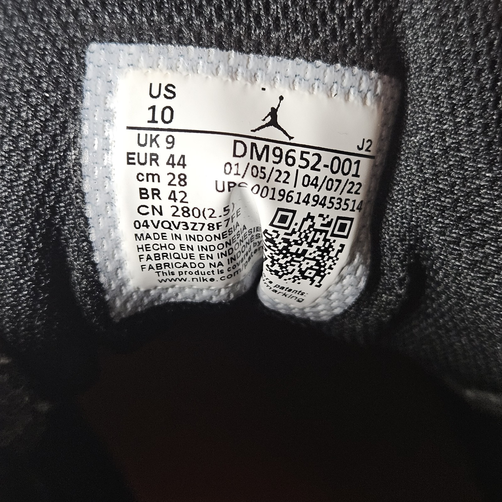 Men’s Nike Jordan 1 SE Mid Craft Inside Out Size 10 DM9652-001 Gray / Black