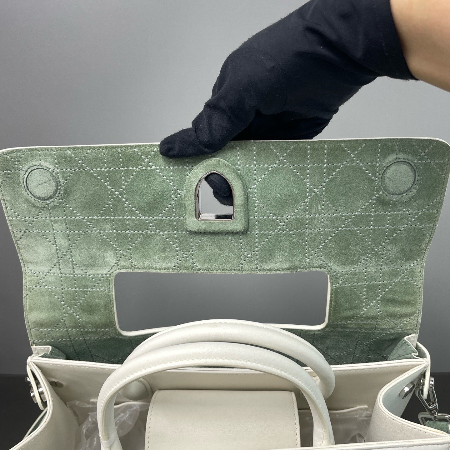 Dior Pre-Owned Authentic Shoulder Bag Cream 29.5*21*14 Free Tracked Shipping