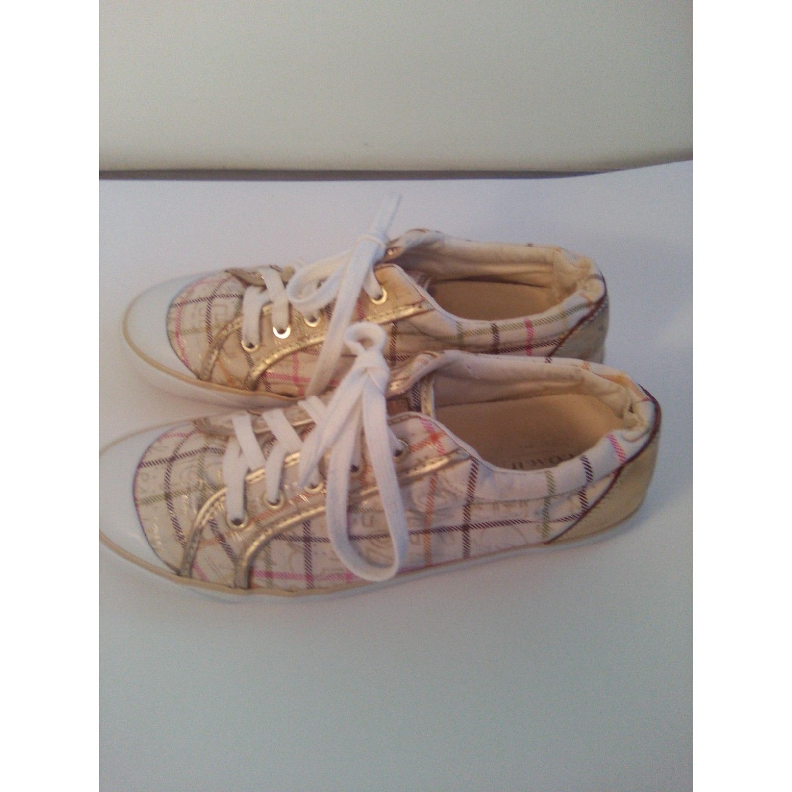 Women’s Coach Cream and Gold Sneakers, Size 8.5, Pre-owned, Good Condition.