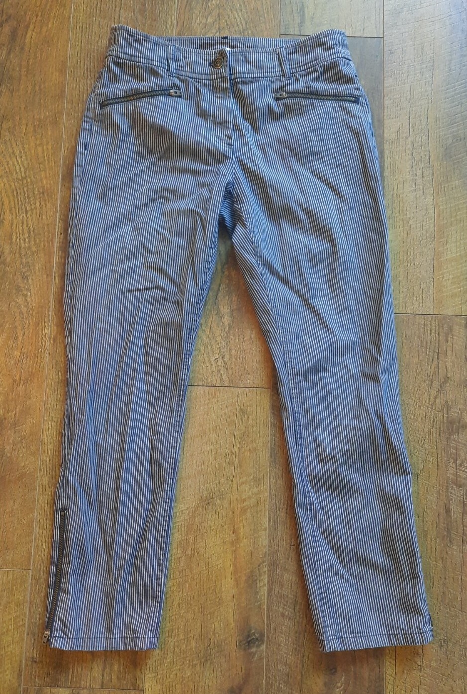 3 Women’s Size 4 /M Waist 26″-30″ Pants Lot Denim VTG Casual Cropped Capris