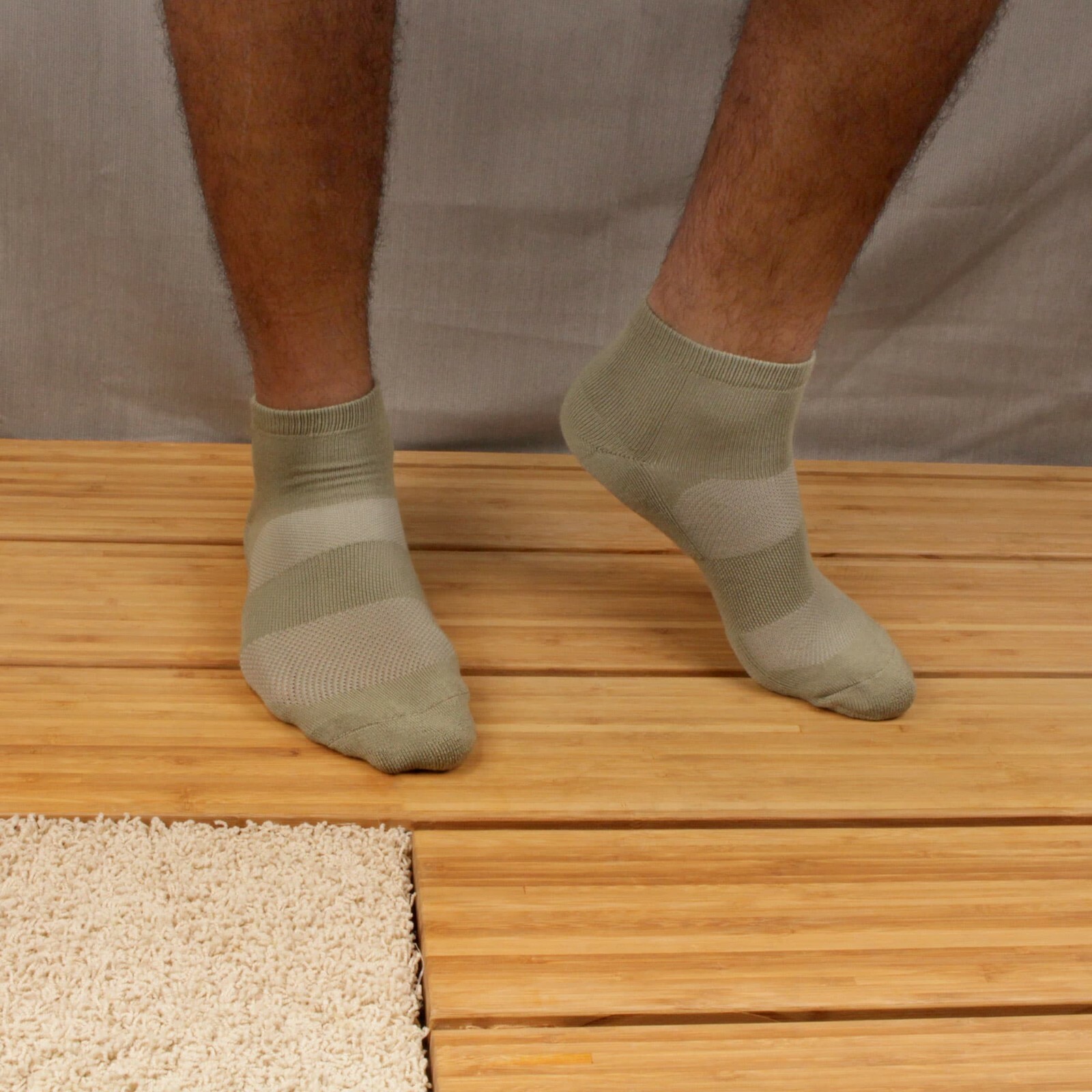 BambooMN Men’s Rayon From Bamboo Quarter Socks For Work, Home & Sport