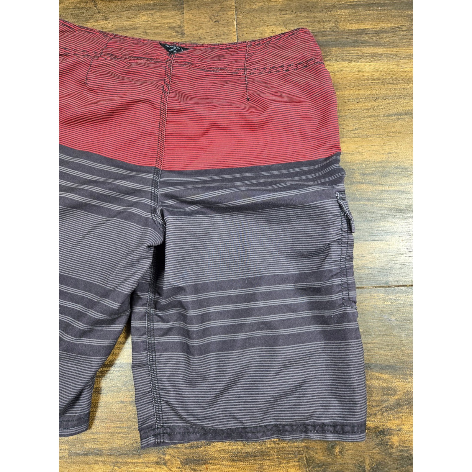ONeill Mens Striped Board Shorts Red Charcoal Grey Cargo Pocket Size 29