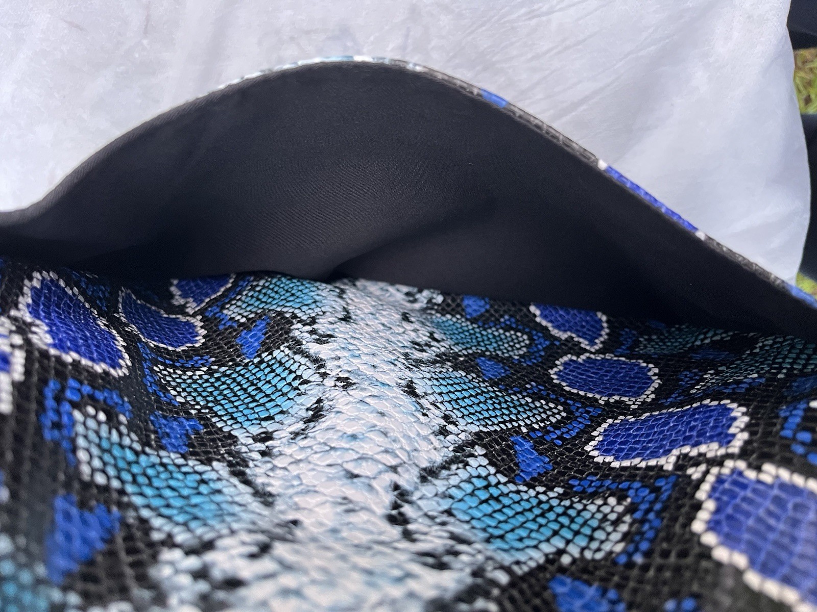 abro Blue Snake Print Shoulder Bag Magnetic Closure Detachable Strap Pockets