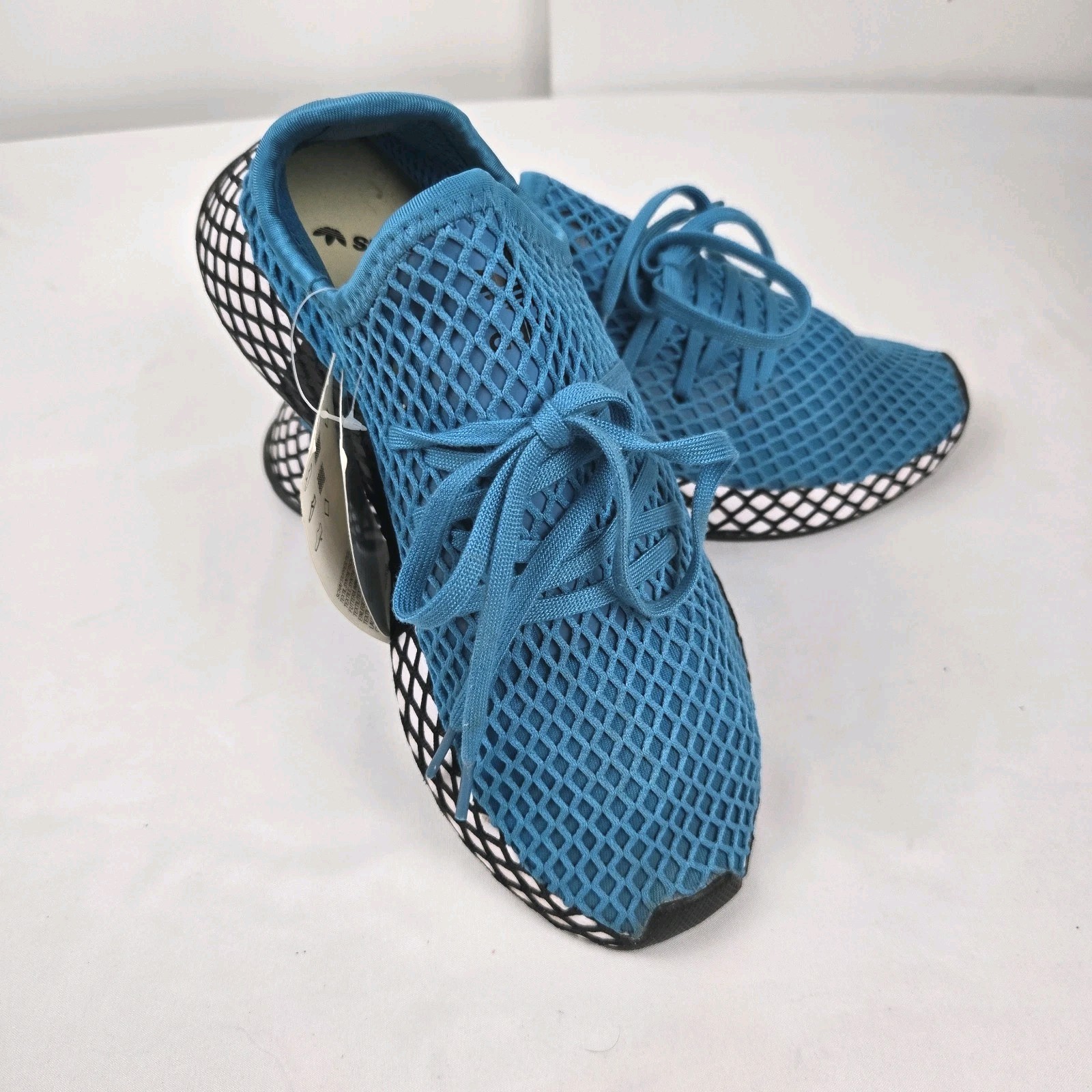 NWT ADIDAS DEERUPT RUNNER J SNEAKERS Low Cut MENS Or Youth 5.5/ W 7.5 D96720