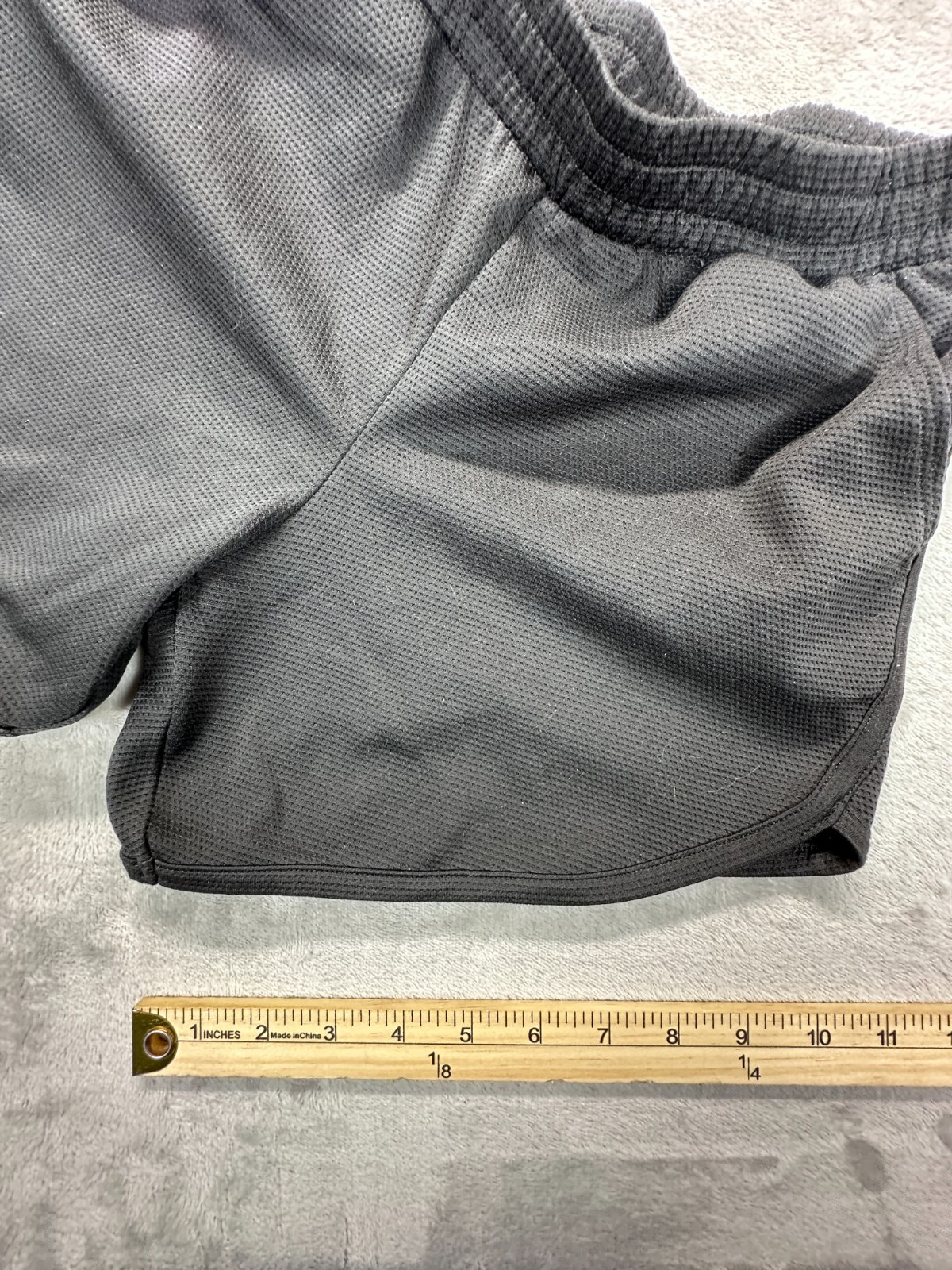 Athletic Works Shorts Boys Large (10-12) Black Pleated Dolphin Hem Elastic Waist