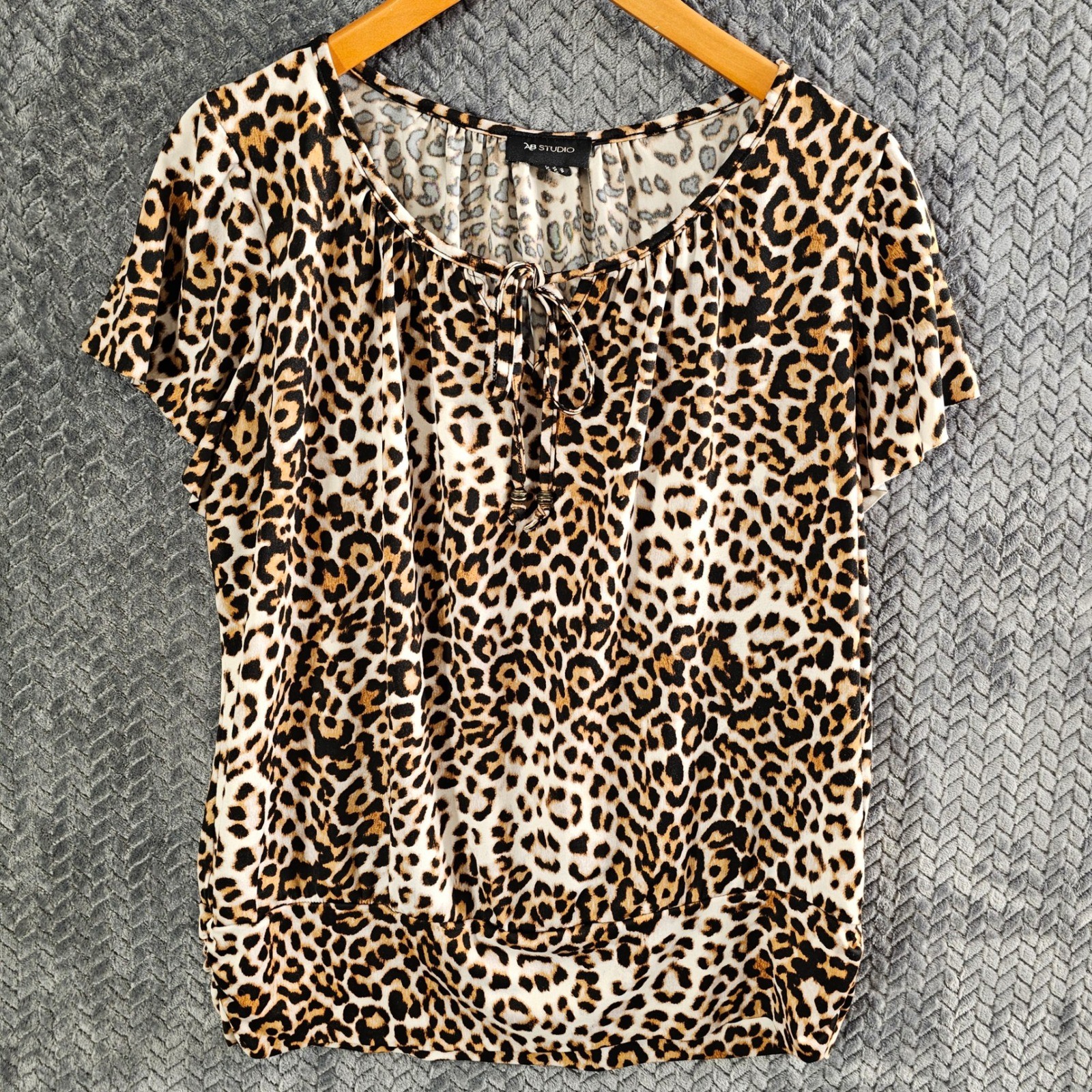 Womens Leopard Print Short Sleeve Blouse Keyhole Tie Banded Hem Large Mob Wife