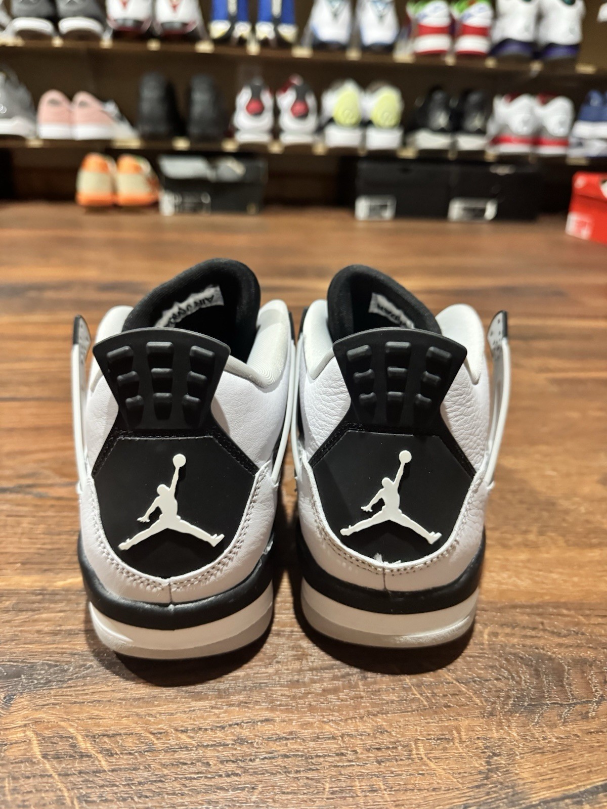 Size 7 – Jordan 4 Retro Military Black