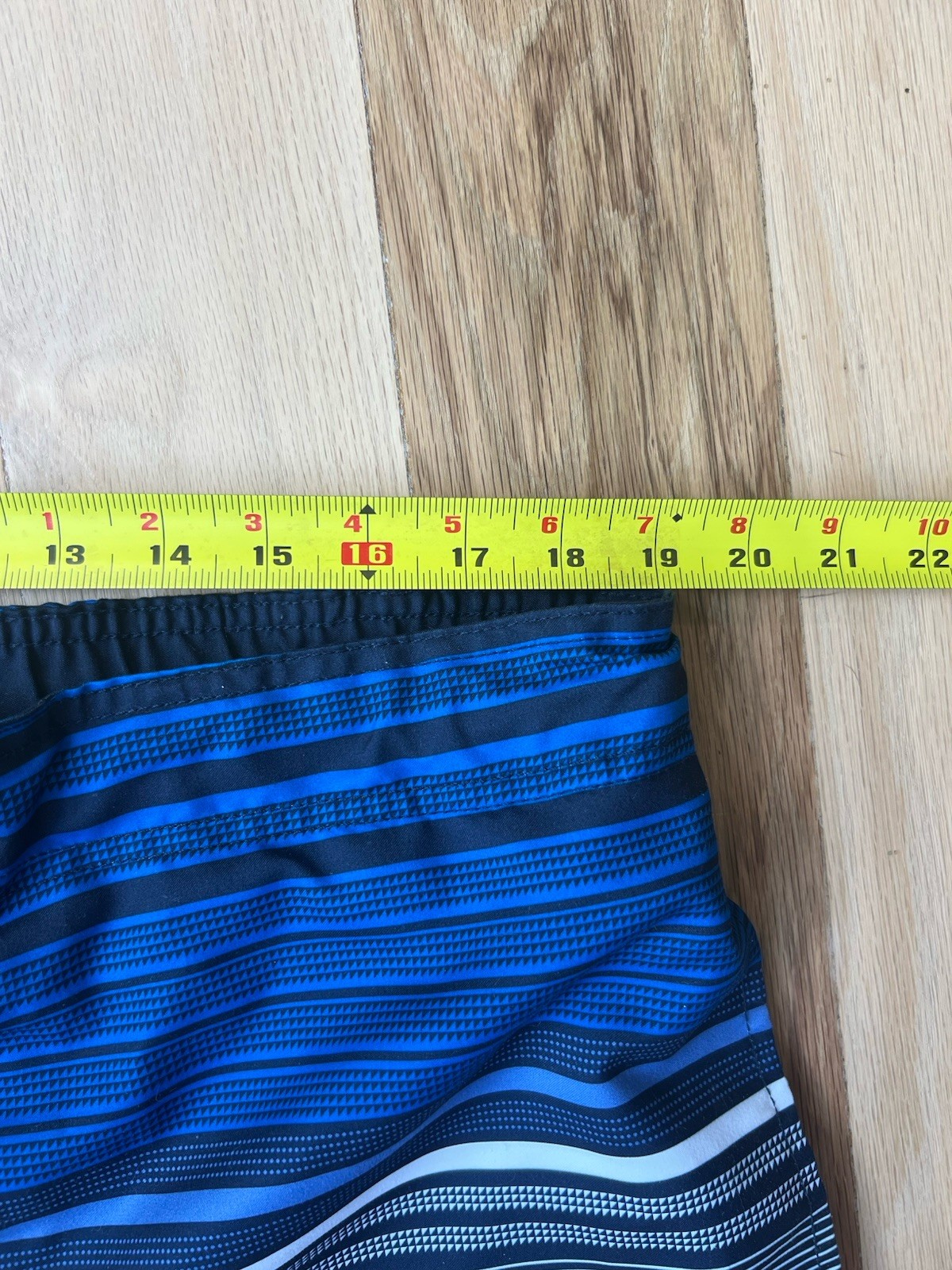 OP Ocean Pacific Men’s Size Large (36-38) Surfer Blue Striped Board Swim Shorts