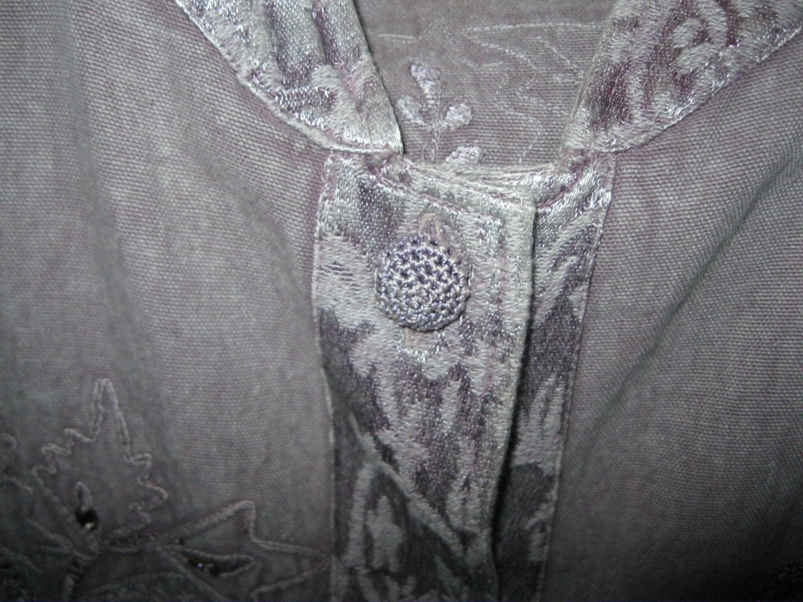 FLASHBACK LABEL, TAN COLORED COTTON JACKET, W/ COLLAR & BEADS, SZ M.