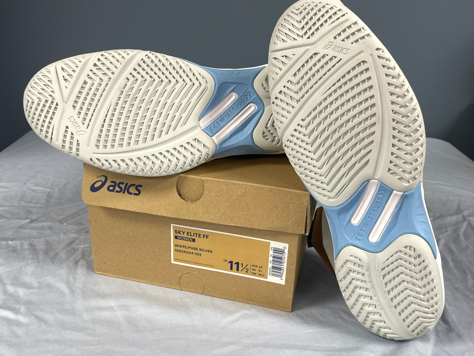 NEW ASICS SKY ELITE FF Volleyball Shoes White Ortholite (1052A024-102) US W 11.5