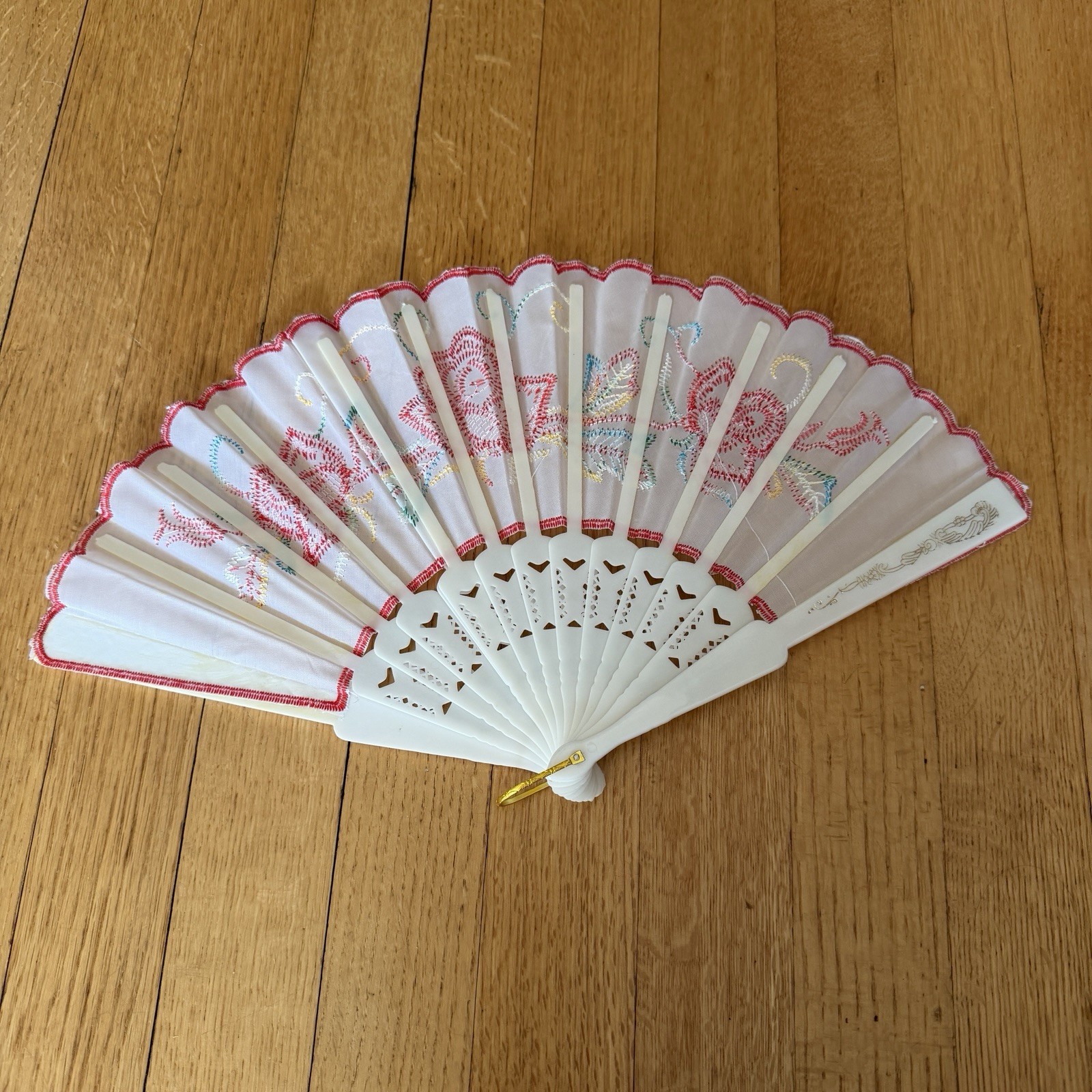 Accordion Fan Fold Out Floral Rose Pastel Fabric Embroidered Plastic Replica