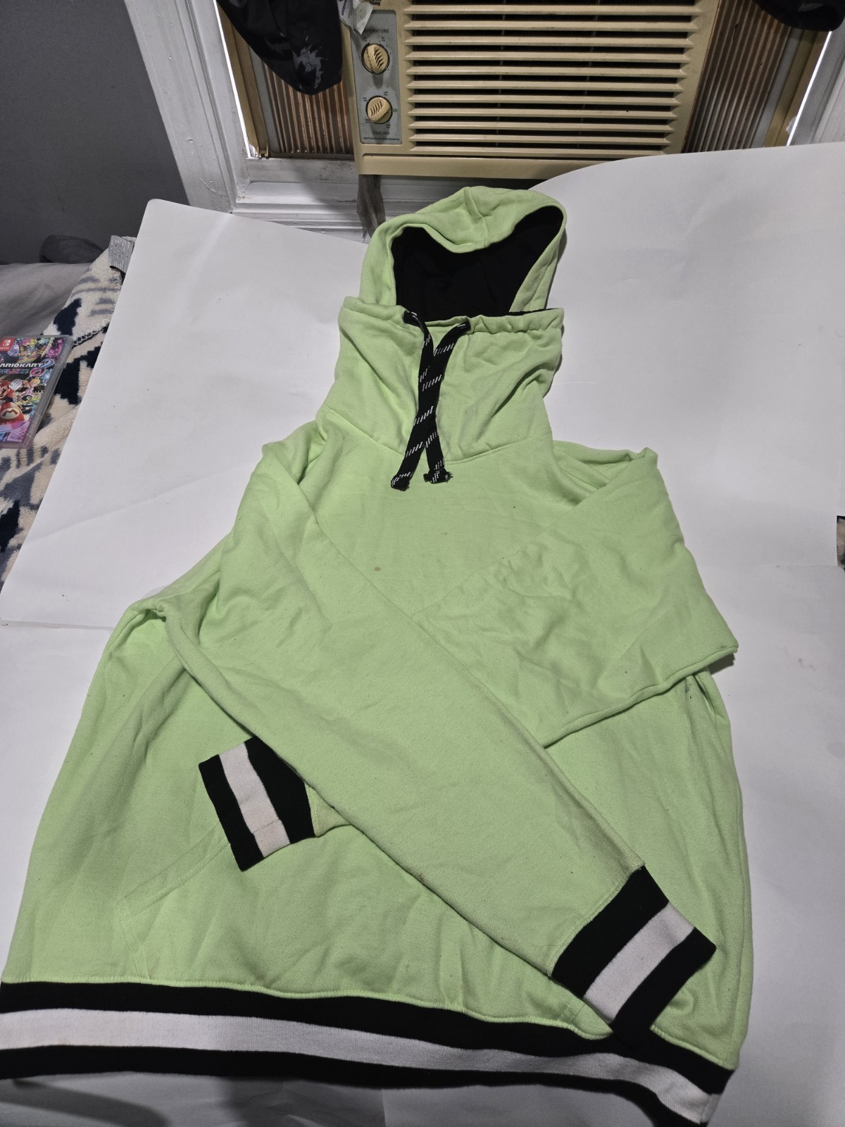 Women’s L Green Pullover Hoodie Half-Zip Hooded Cotton Knit Black/White
