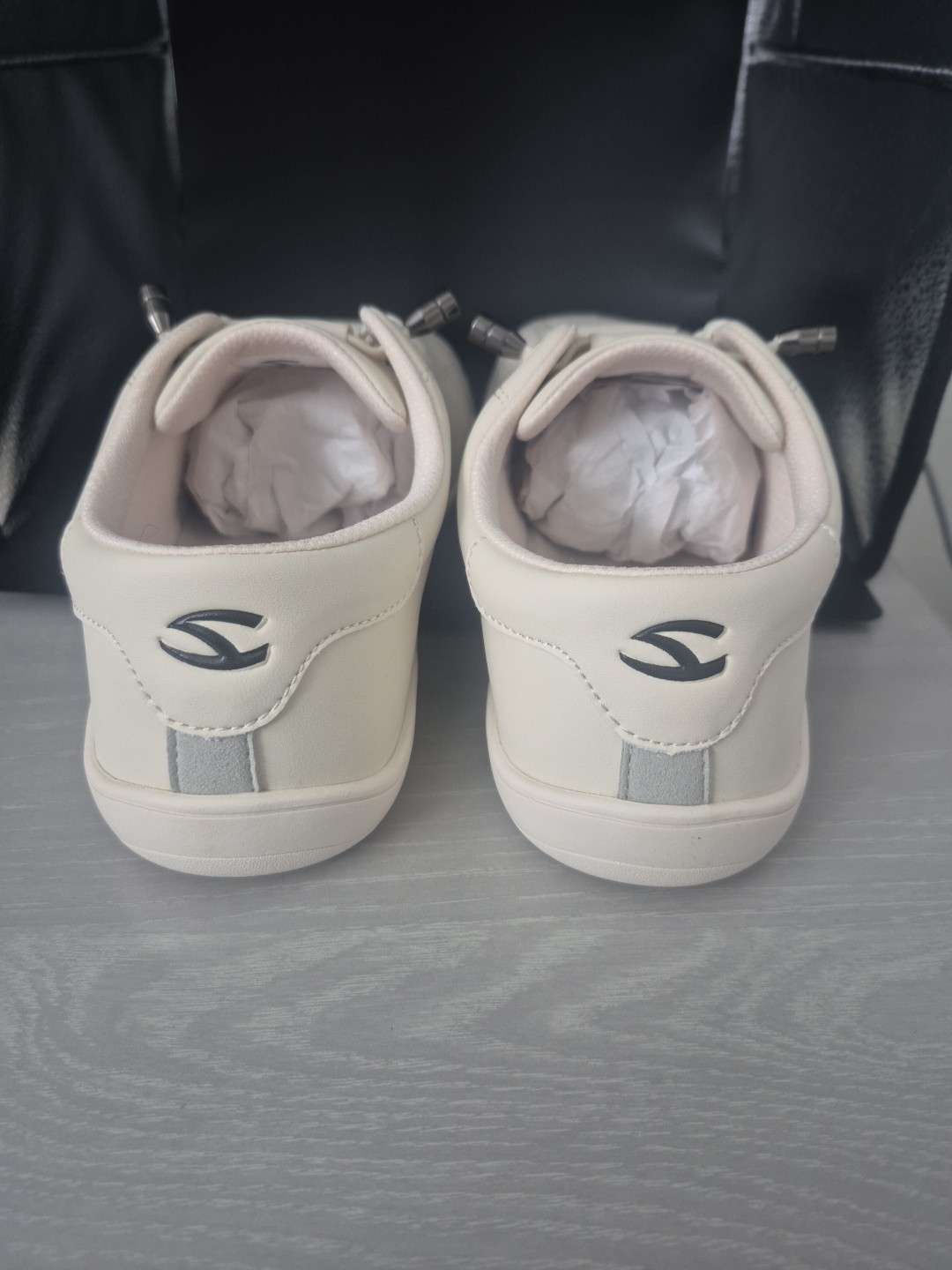 Hobibear Barefoot Shoes Size 39/8
