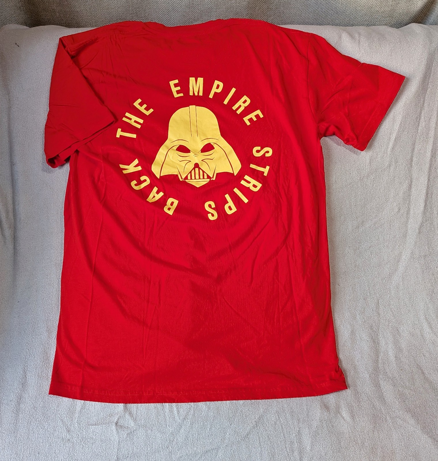 The Empire Strips Back – Star Wars Burlesque – Red Show T-shirt – Medium *NEW*