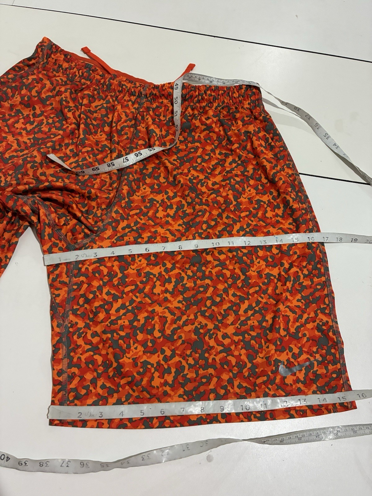 Nike Shorts 2XL Orange Camo 10″ Inseam Running Club Training Sports Retro Hoops