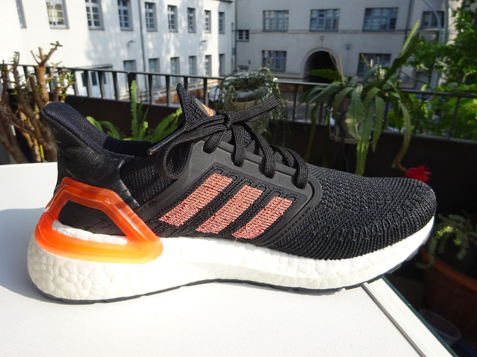 Adidas EG0717 Ultraboost 20 Boost women’s shoes sneaker knit size 37 1/3 (UK4.5) new