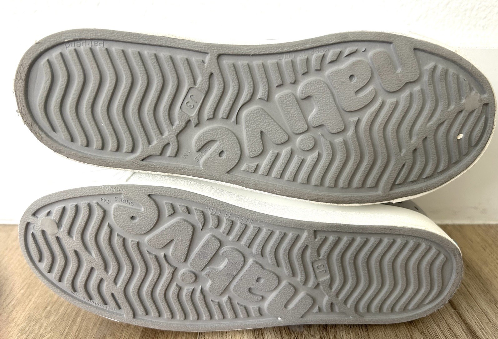 NWB Native Jefferson shoes, Gray, Size J3